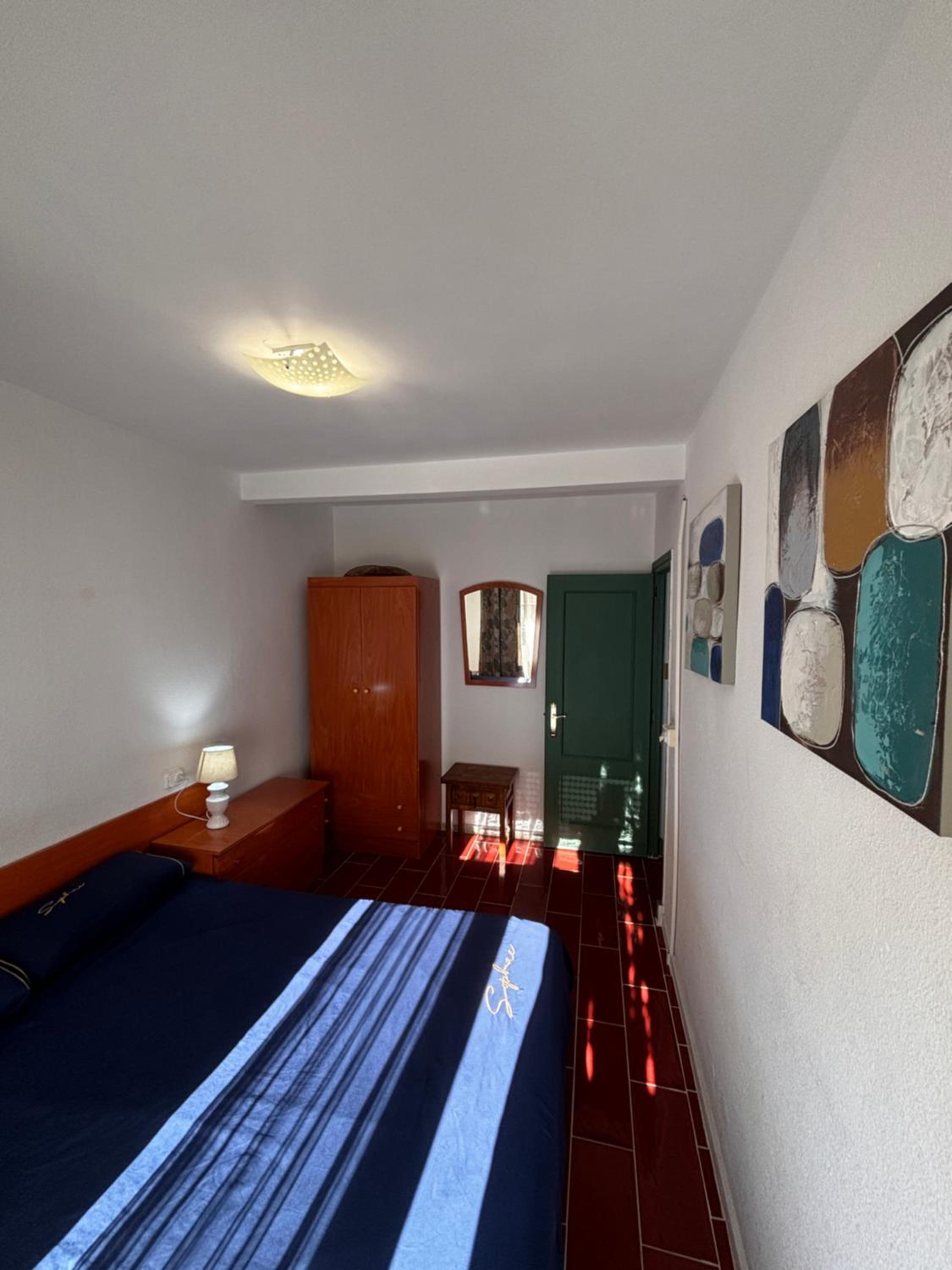 Sunny Apartments