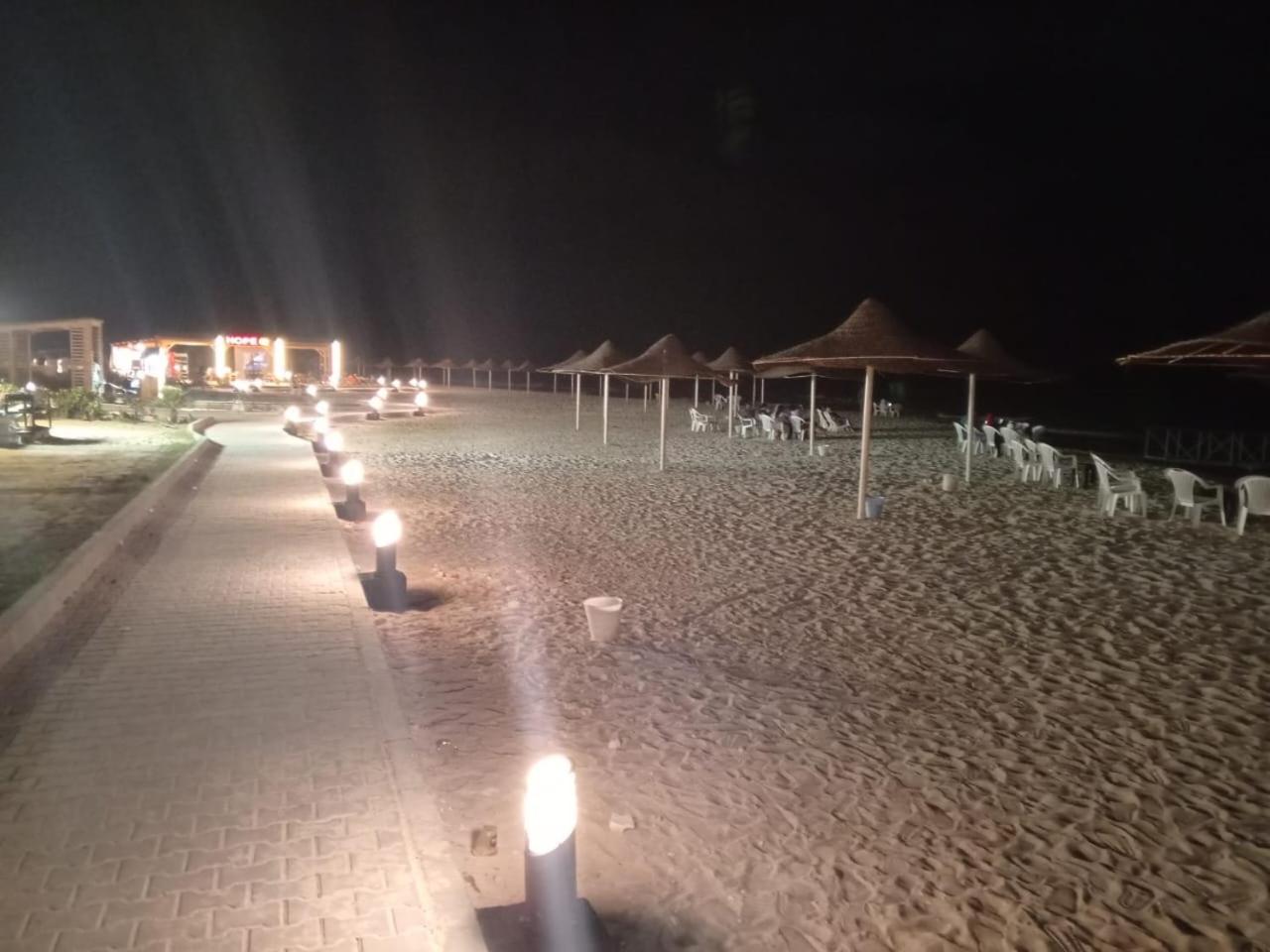 Halfmoon House- fully air-conditioned- مكيف بالكامل