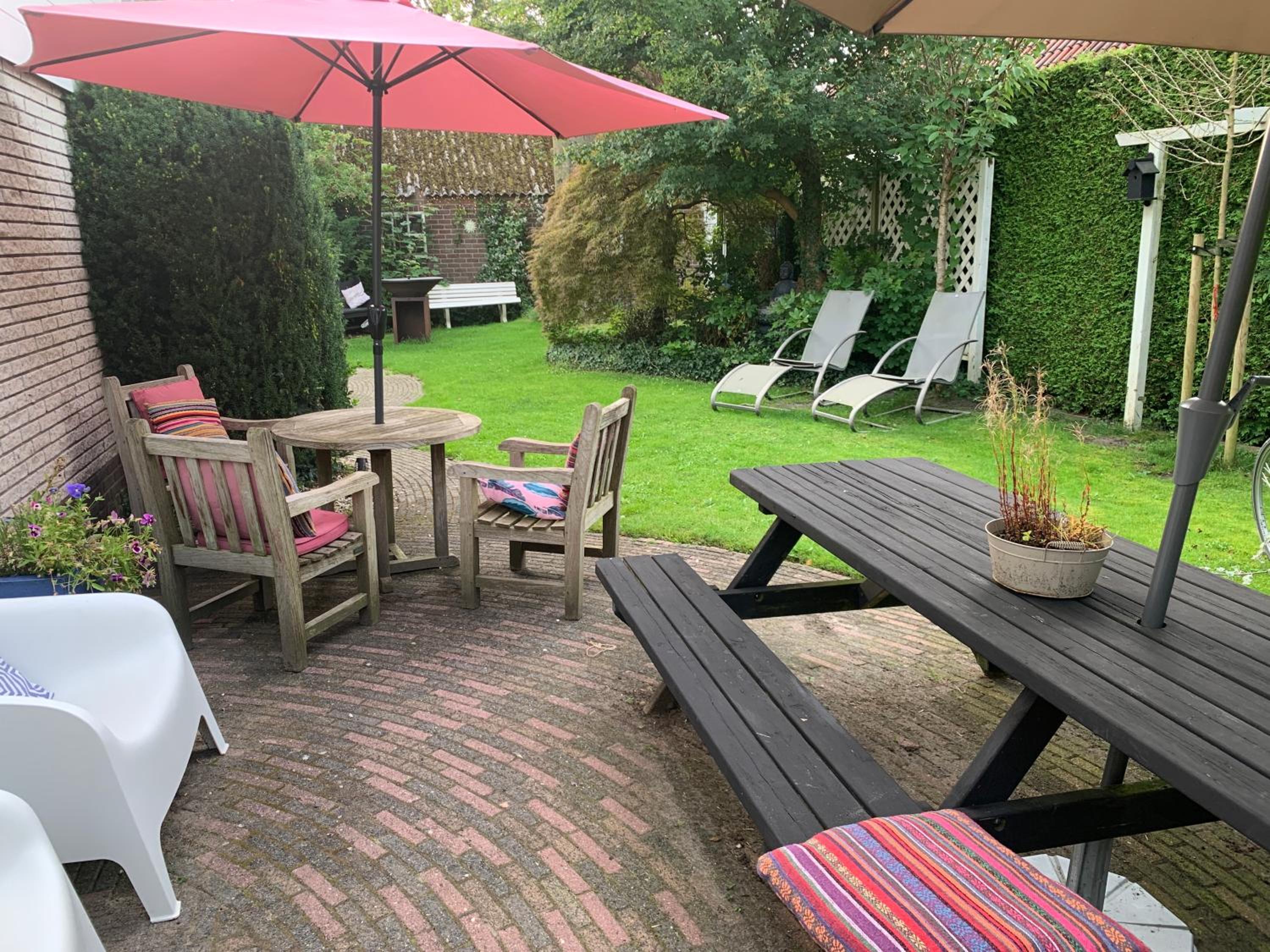 Comfortabele Familie Suite met 2 slaapkamers, balkon, speelzolder, Airco