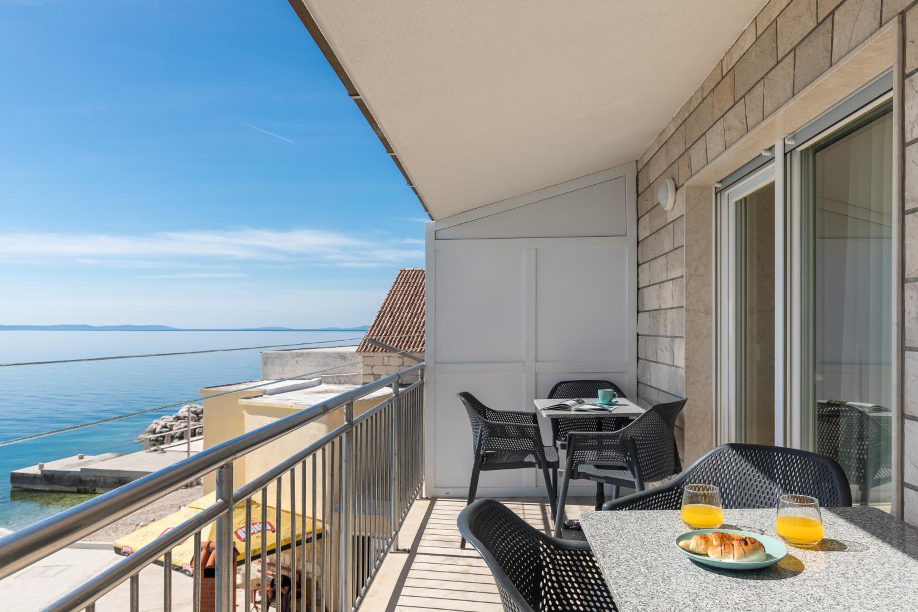 Villa Mirjana, two bedrooms apartment view 2
