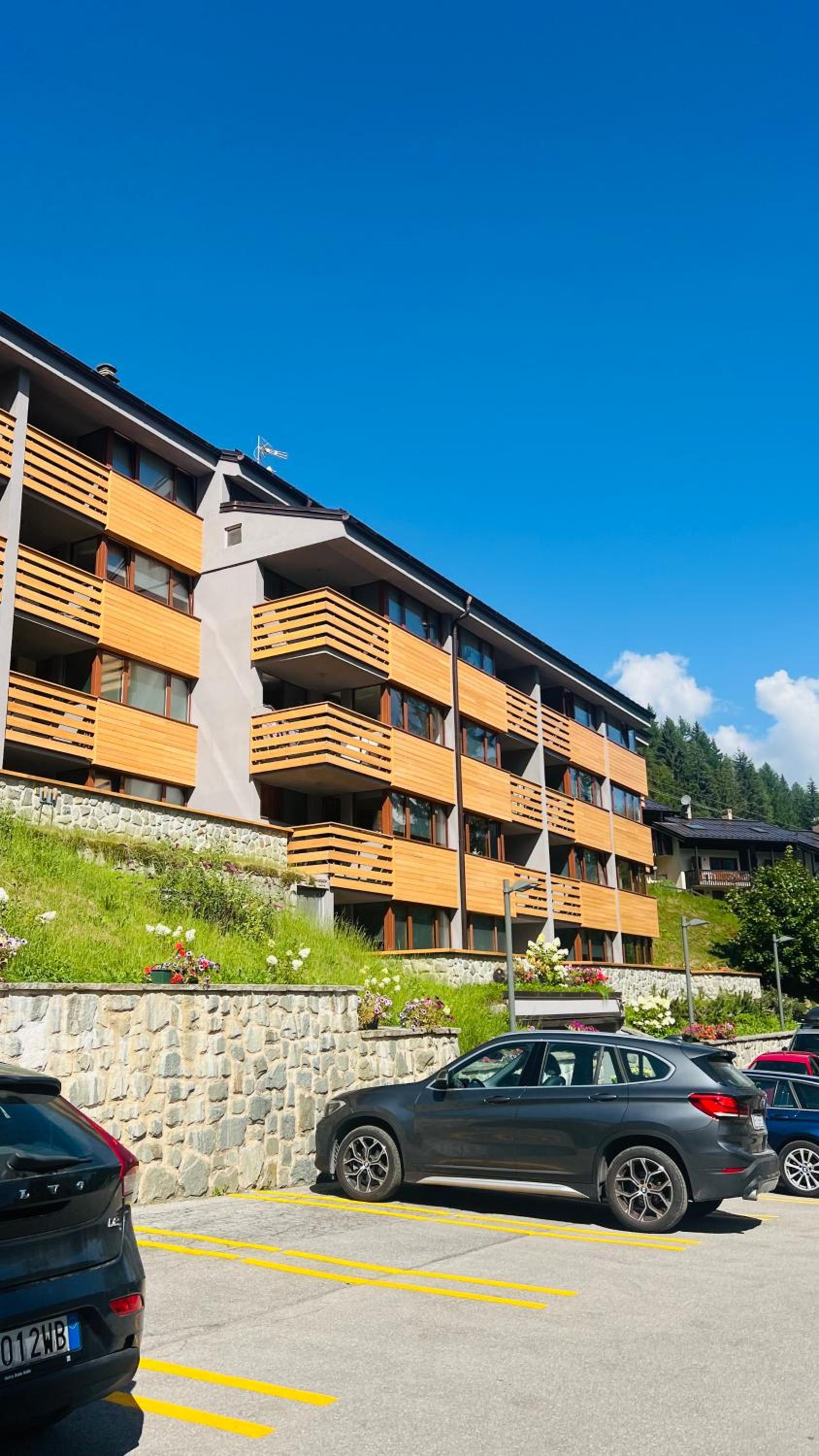 Residence Larici Belvedere view 2