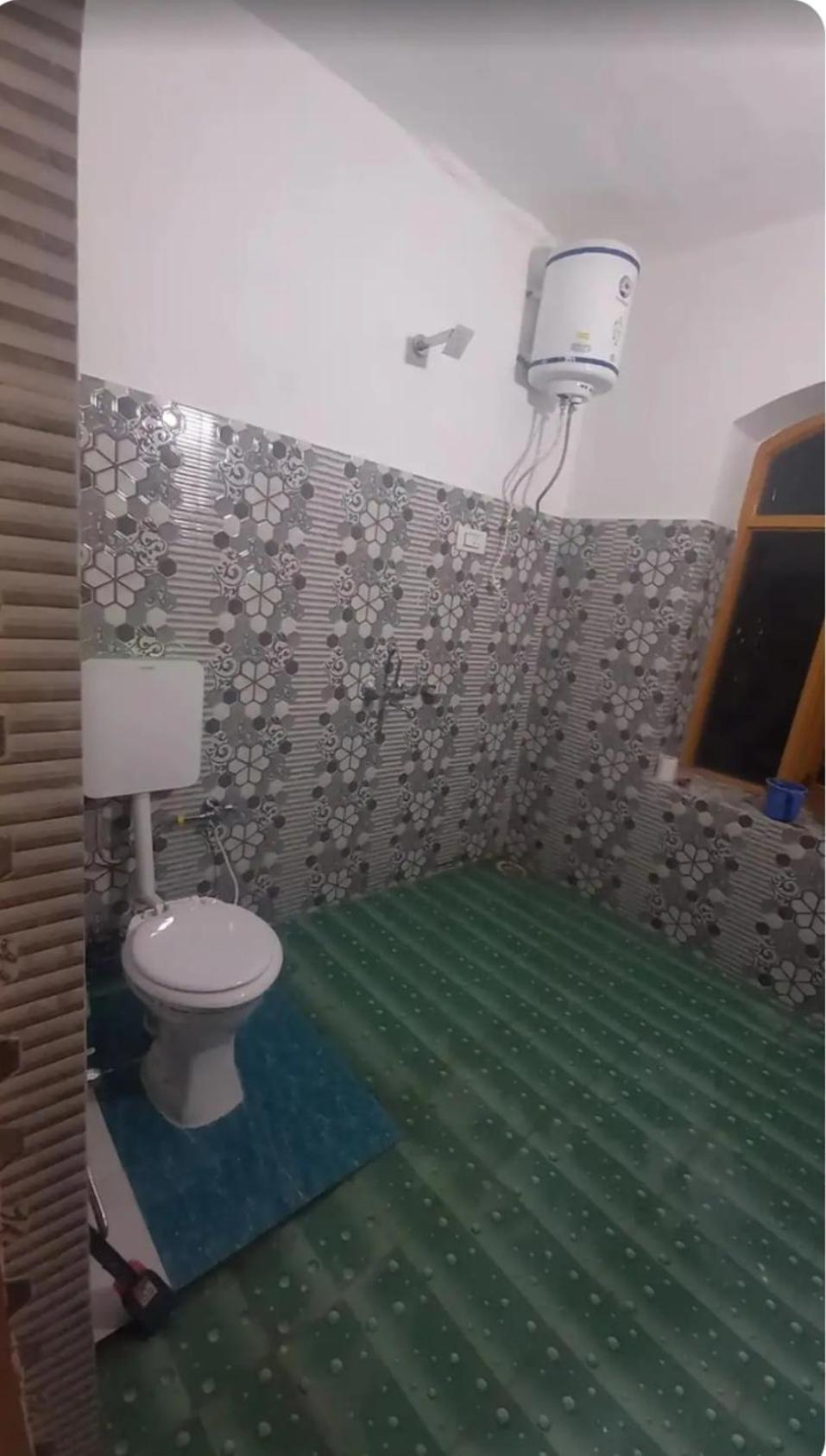 Tspn GUEST HoUsE