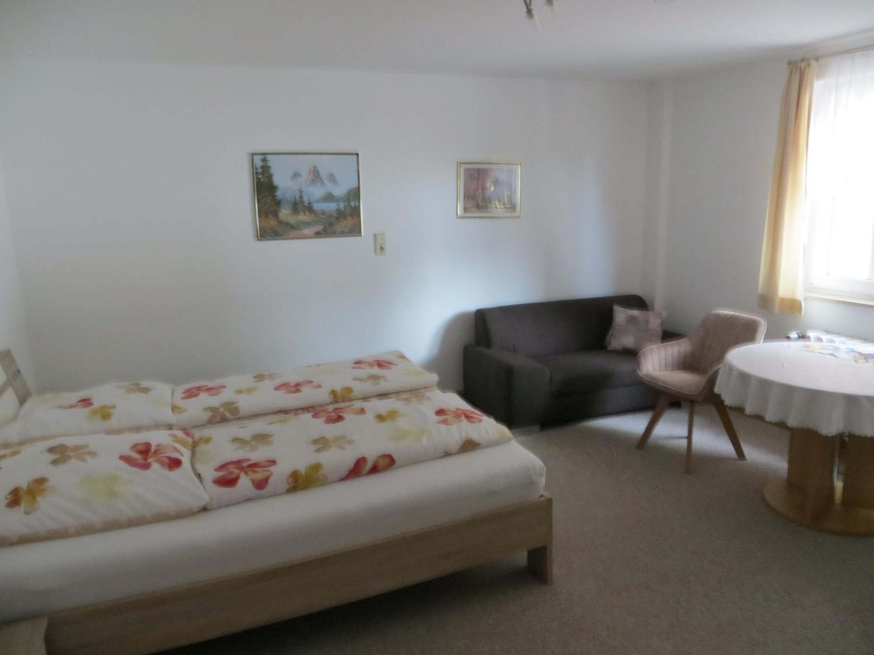 Ferienwohnung & Zimmervermietung Wolf