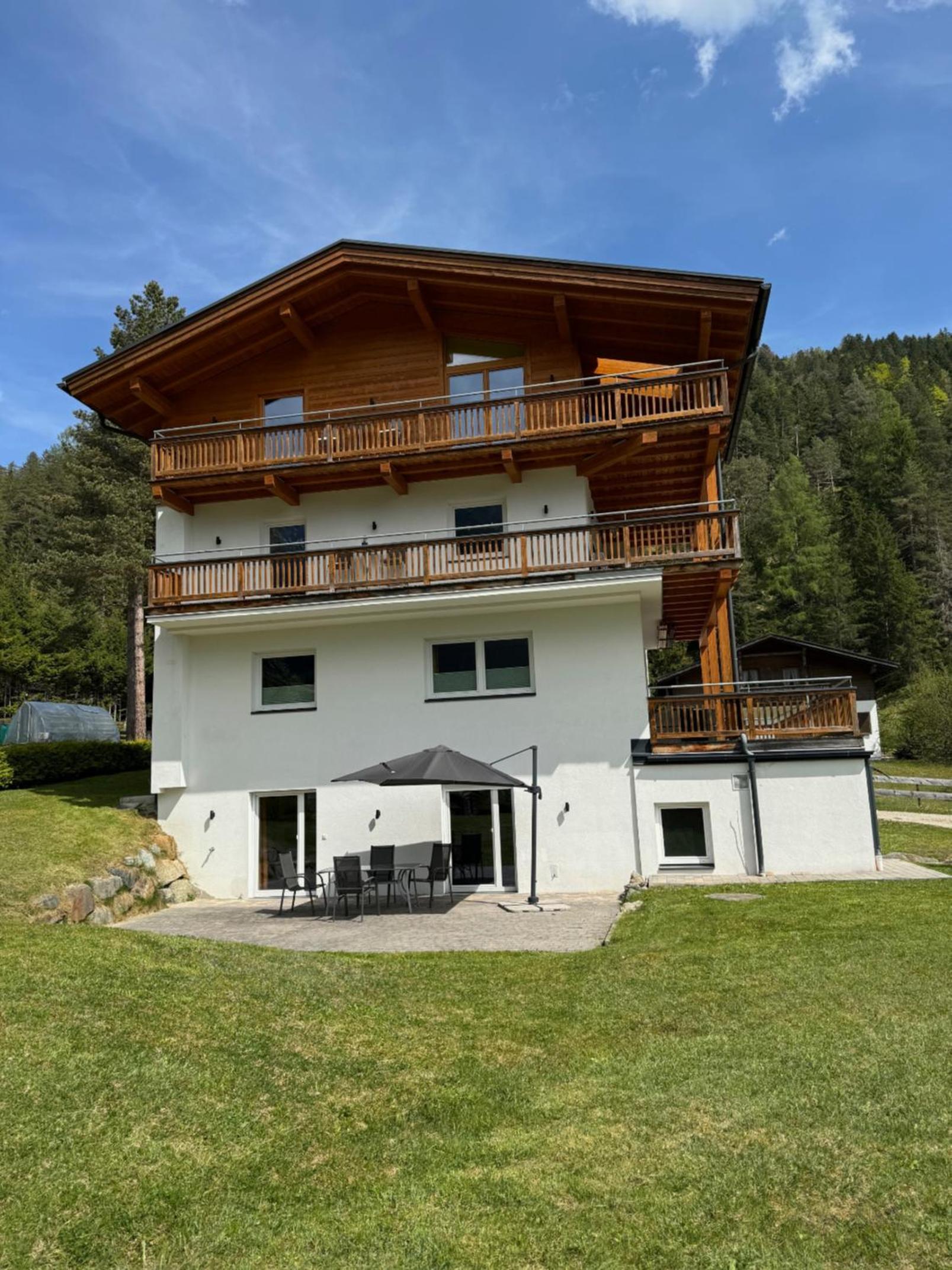 Alpenmond Appartment Halbmond