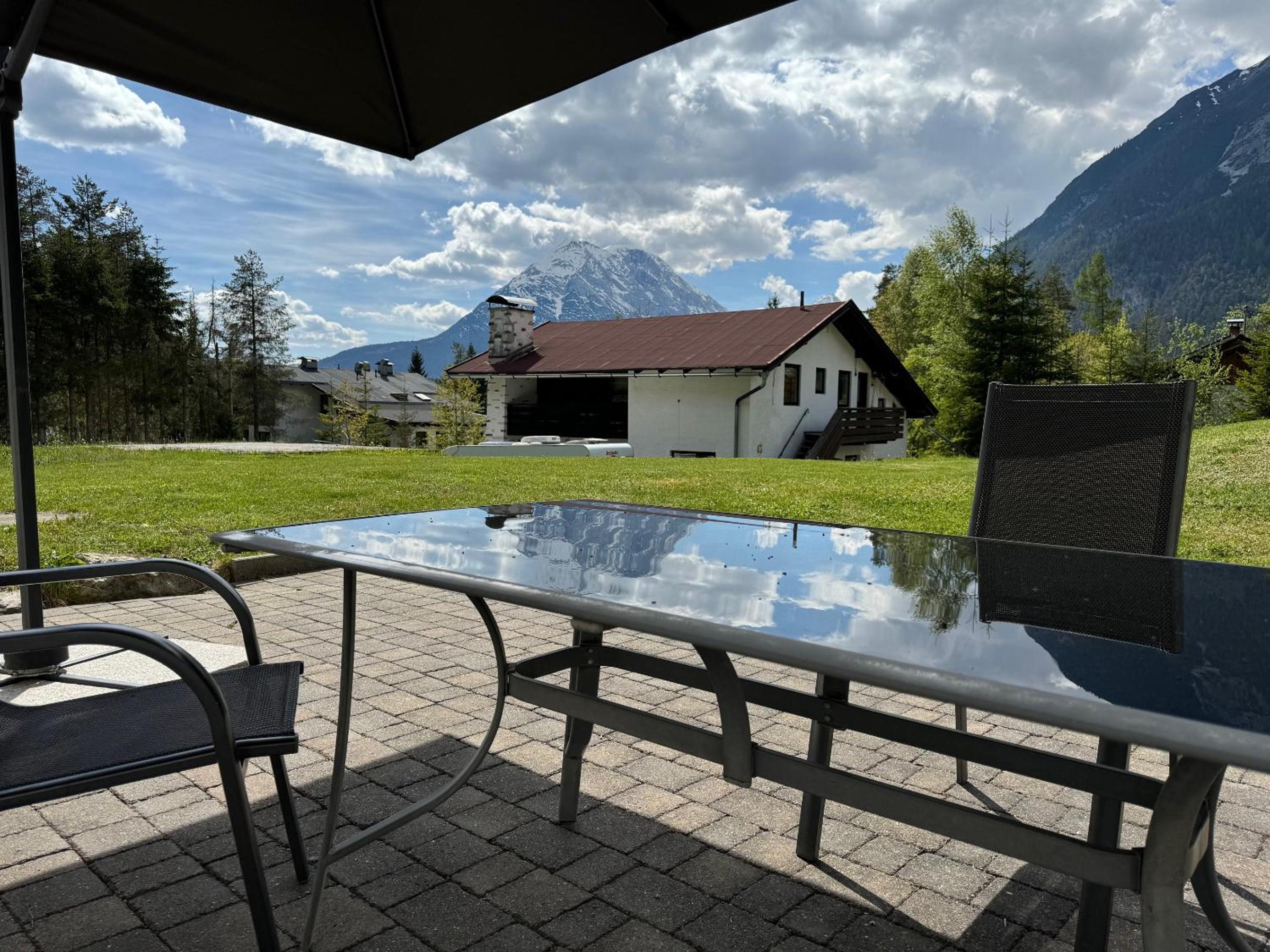 Alpenmond Appartment Halbmond