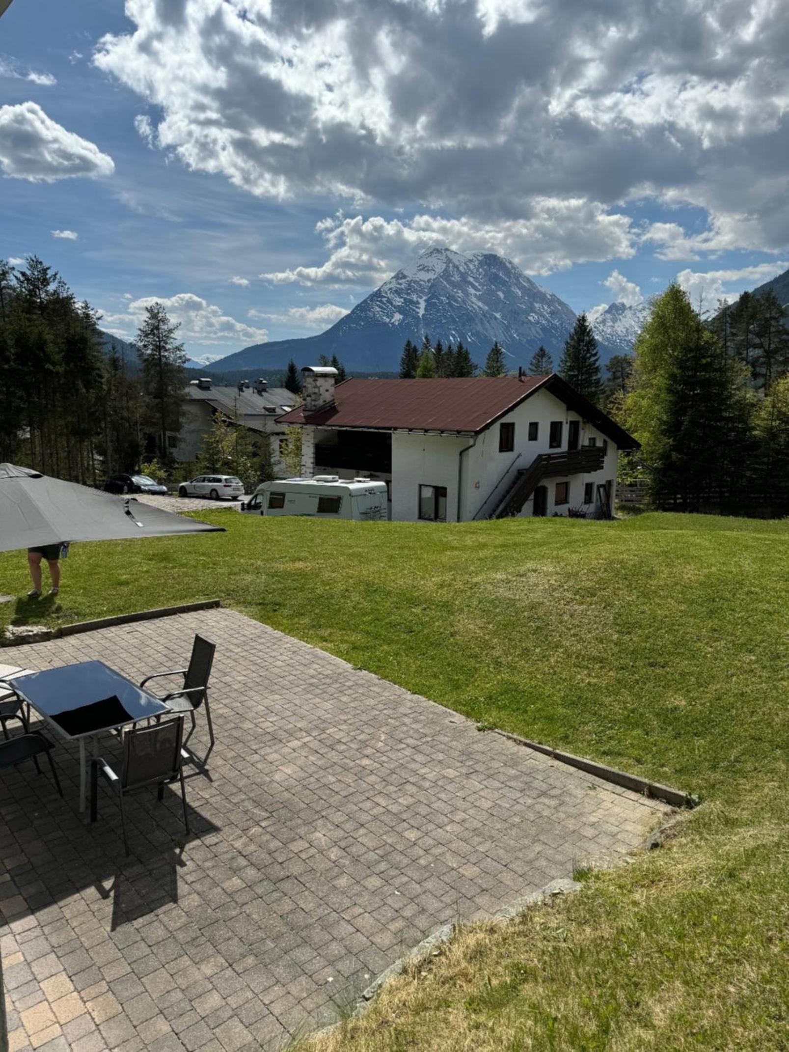 Alpenmond Appartment Halbmond