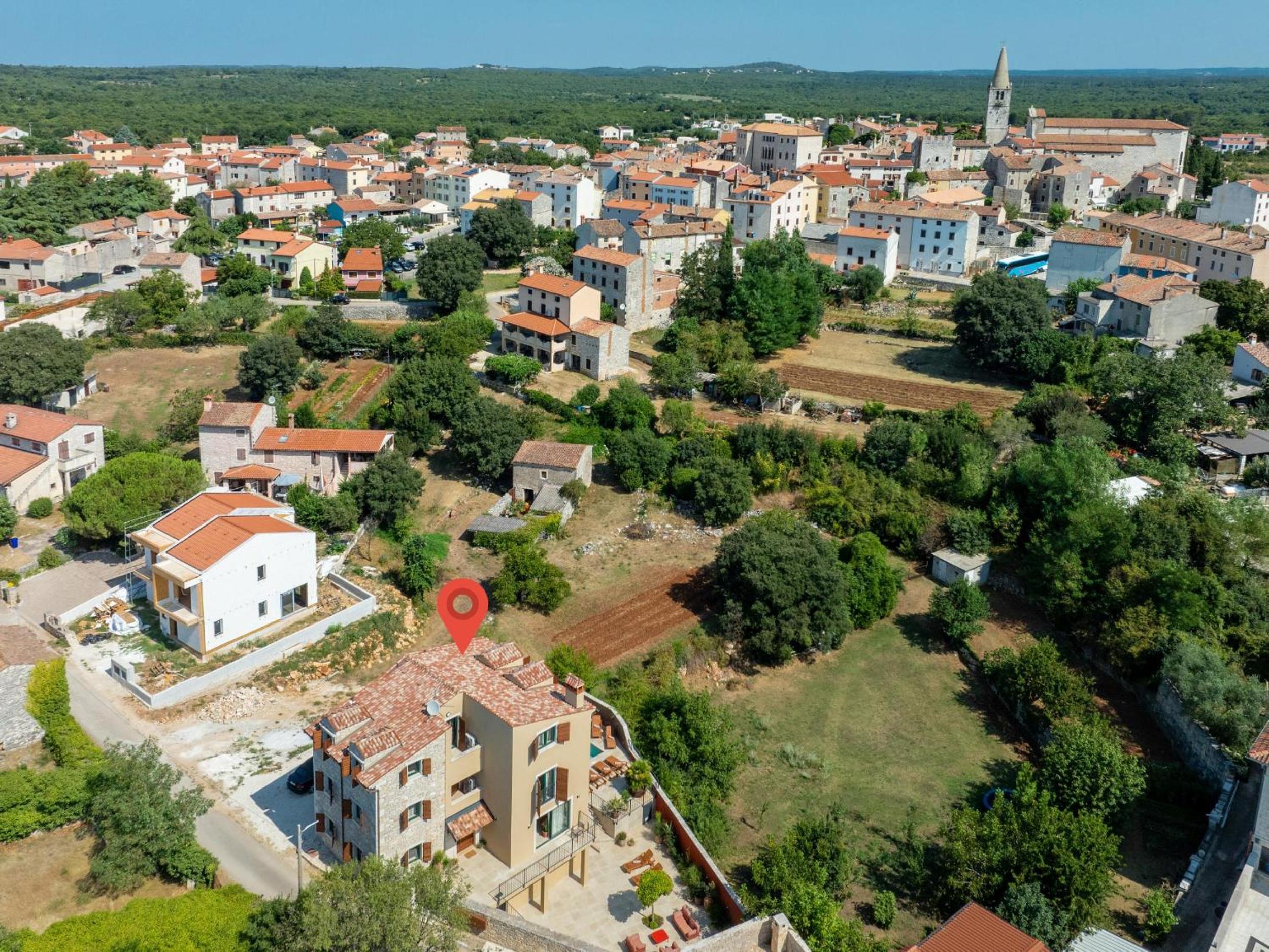 Photo 45