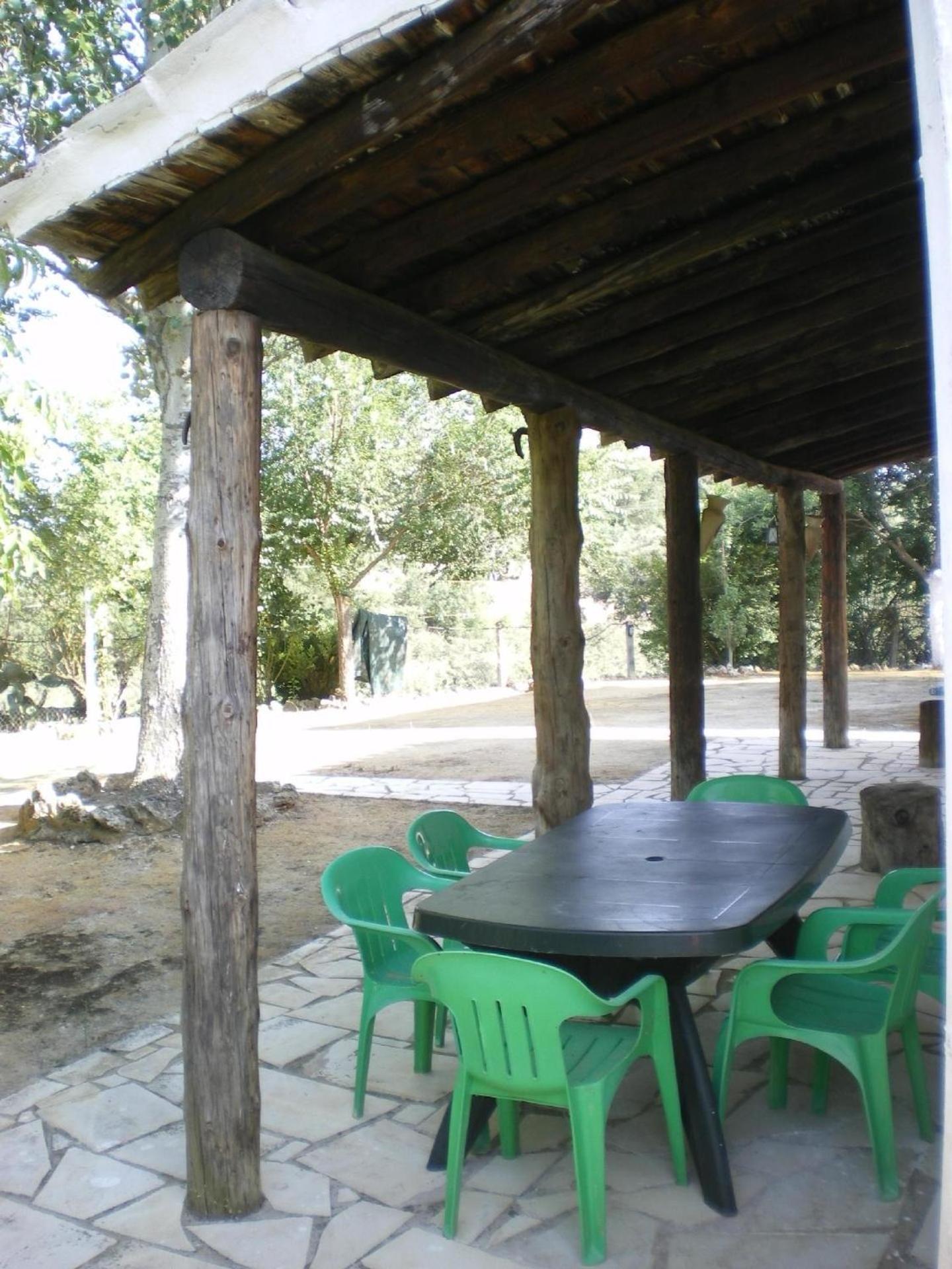 Modernisiertes Ferienhaus mit Gemeinschaftspool auf einem ländlich gelegenen Grundstück im Herzen von Andalusien