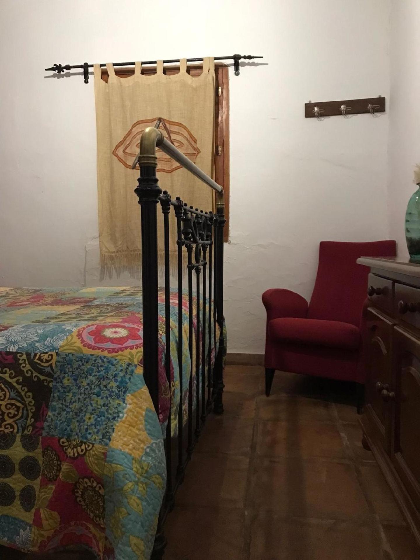 Modernisiertes Ferienhaus mit Gemeinschaftspool auf einem ländlich gelegenen Grundstück im Herzen von Andalusien