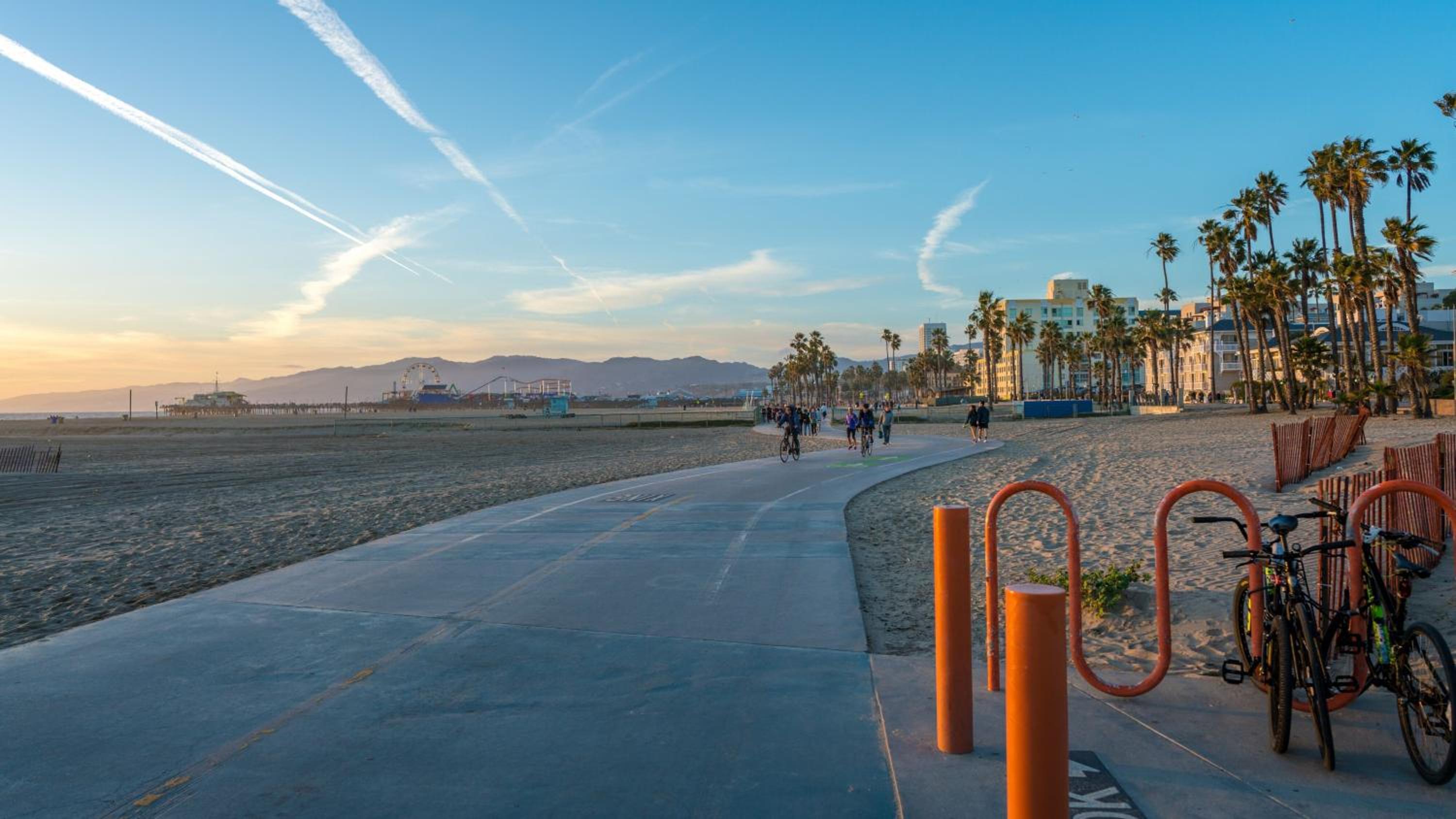 Sandbourne Santa Monica, Autograph Collection