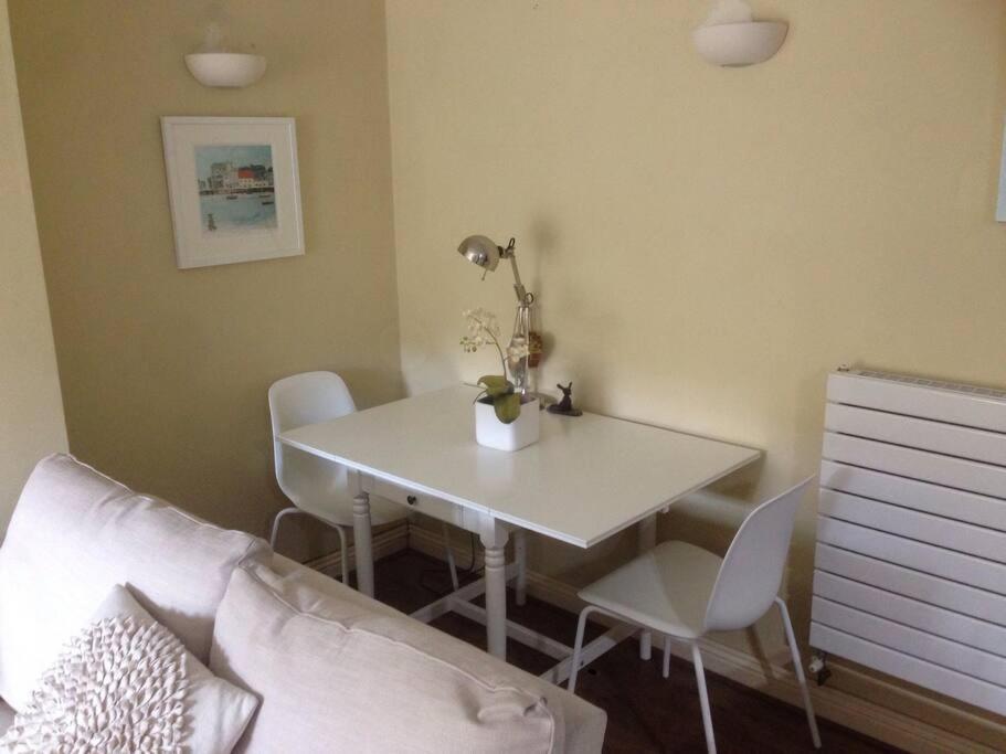 One bed flat close to Exeter centre view 2