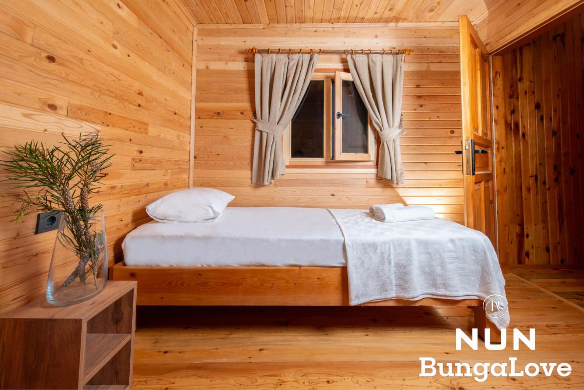 Çıralı Nun Bungalove