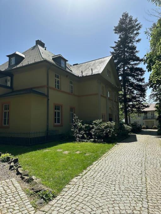 Panorama Penthouse in wunderschöner Villa