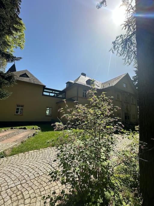 Panorama Penthouse in wunderschöner Villa