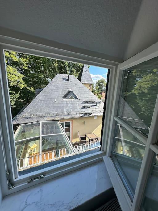 Panorama Penthouse in wunderschöner Villa
