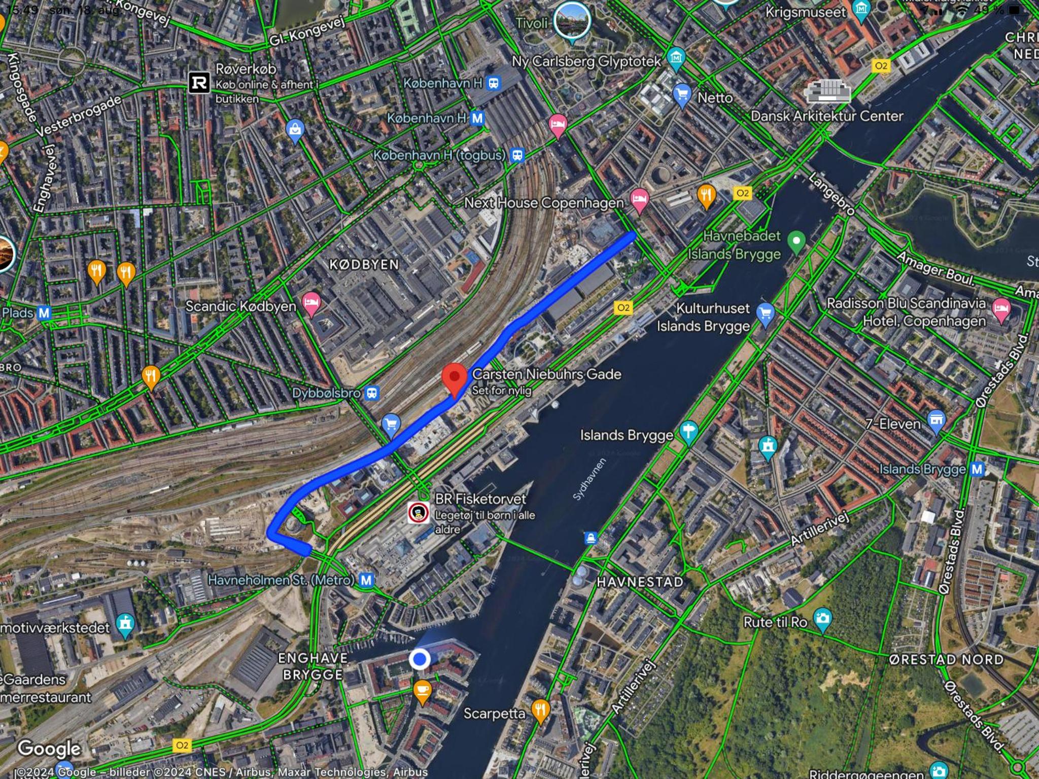 Luksuslejlighed på 7 sal med elevator, vestvendt altan og udsigt over havn og by view 4