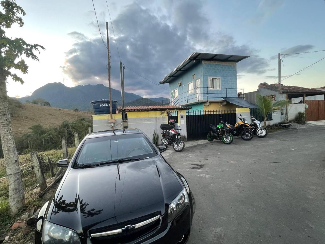 ALTO da COLINA KITINETES - PENEDO RJ