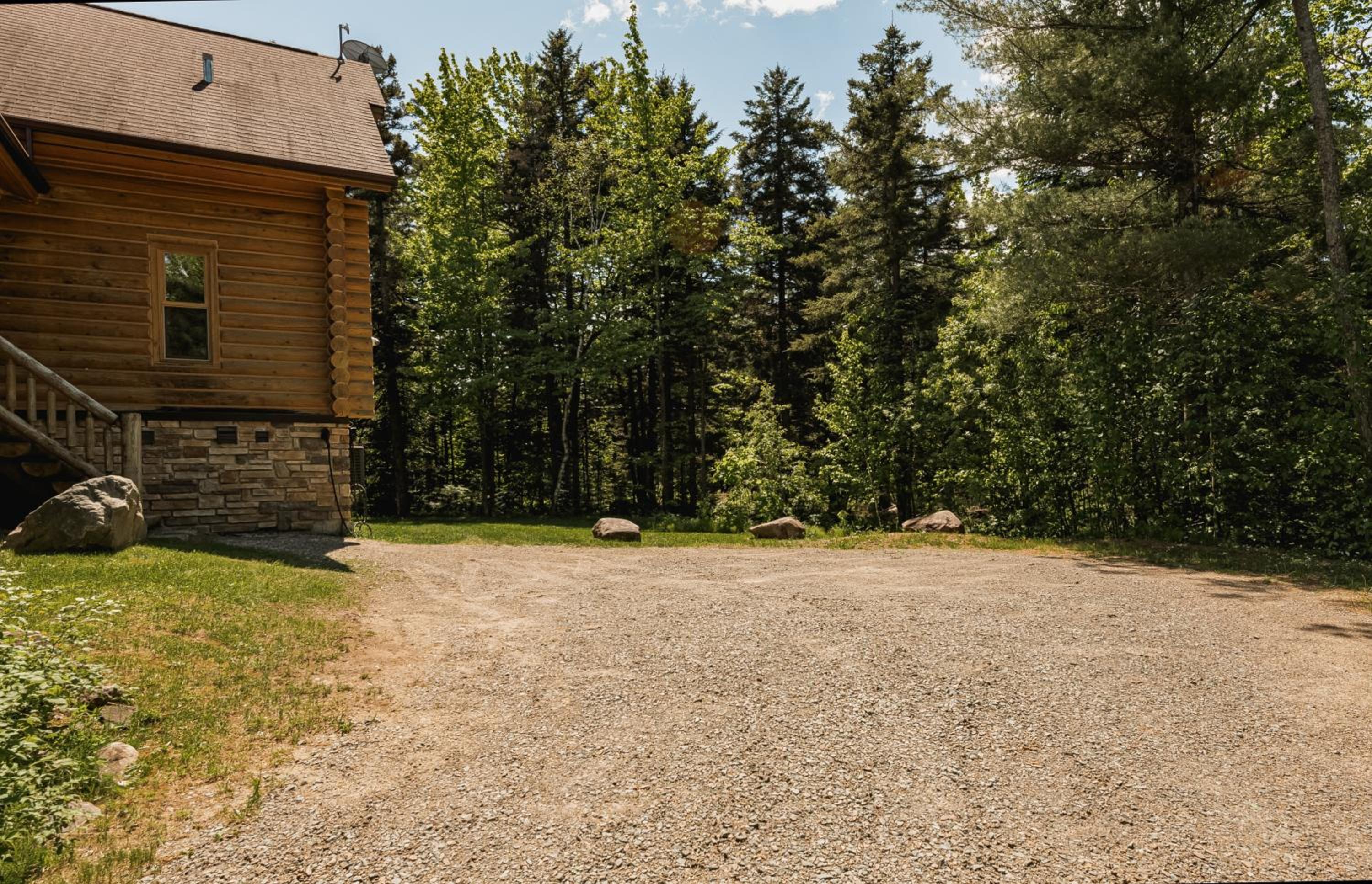 Fiddler Lake Resort Chalet 30 Deer - Property Image 10