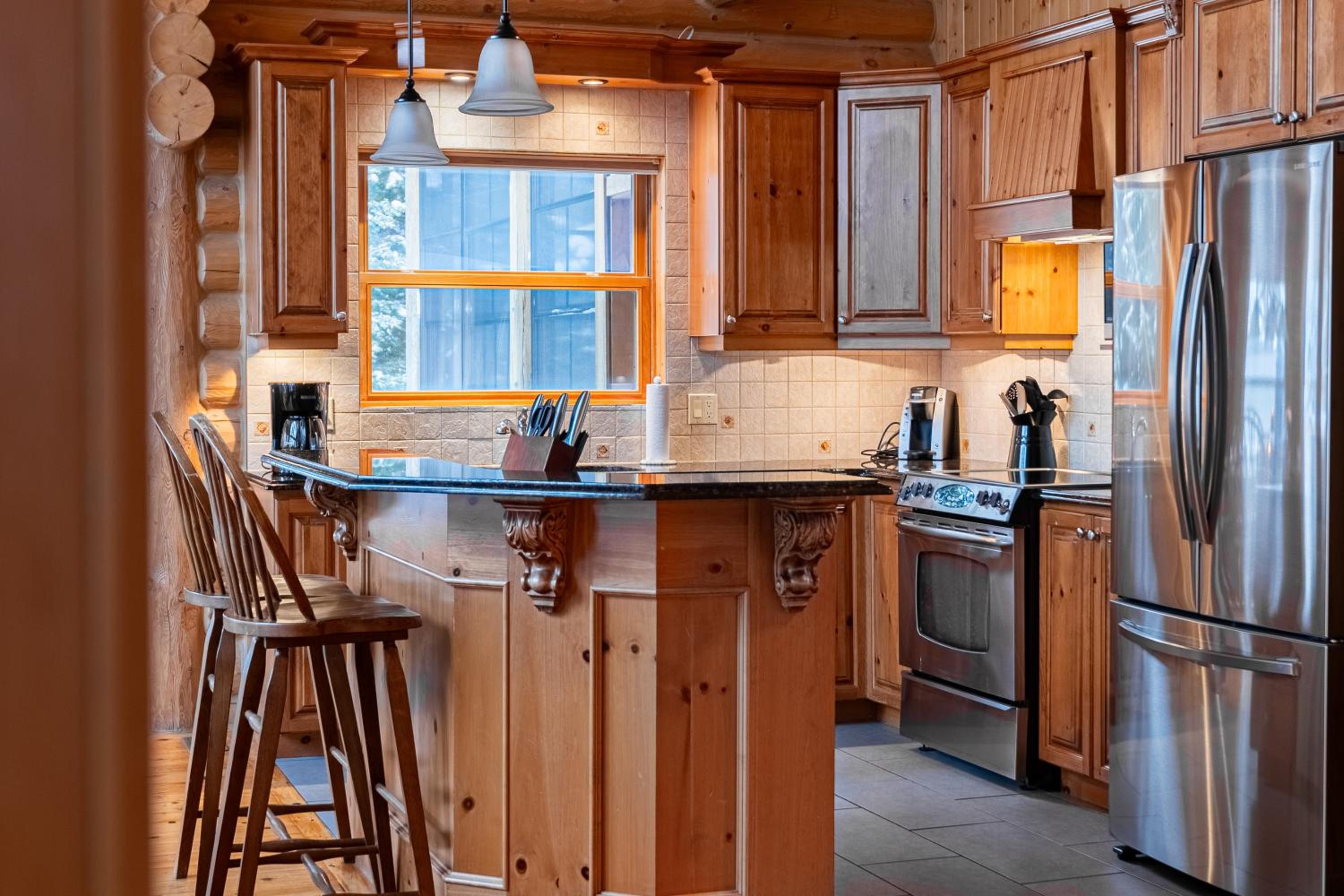Fiddler Lake Resort Chalet 30 Deer - Property Image 32