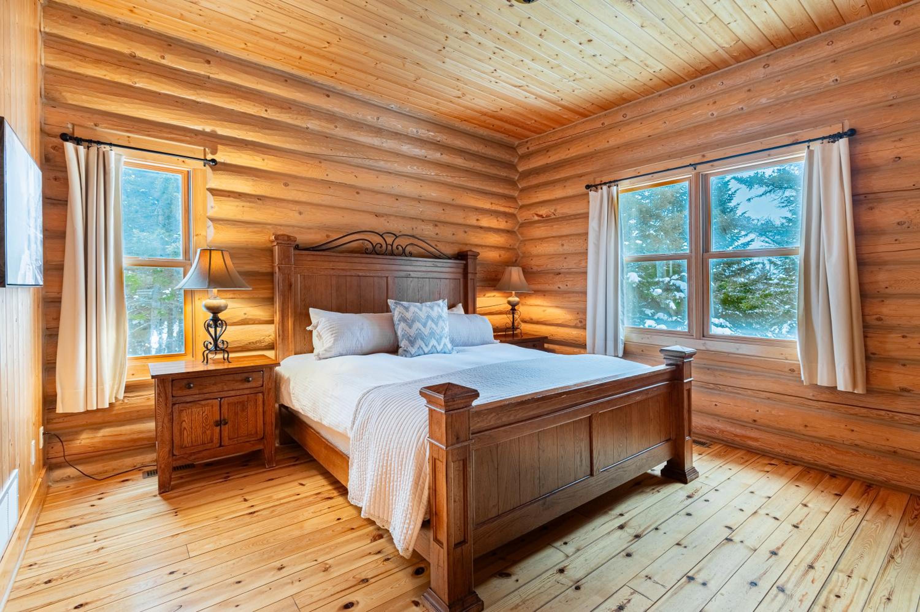 Fiddler Lake Resort Chalet 30 Deer - Property Image 35