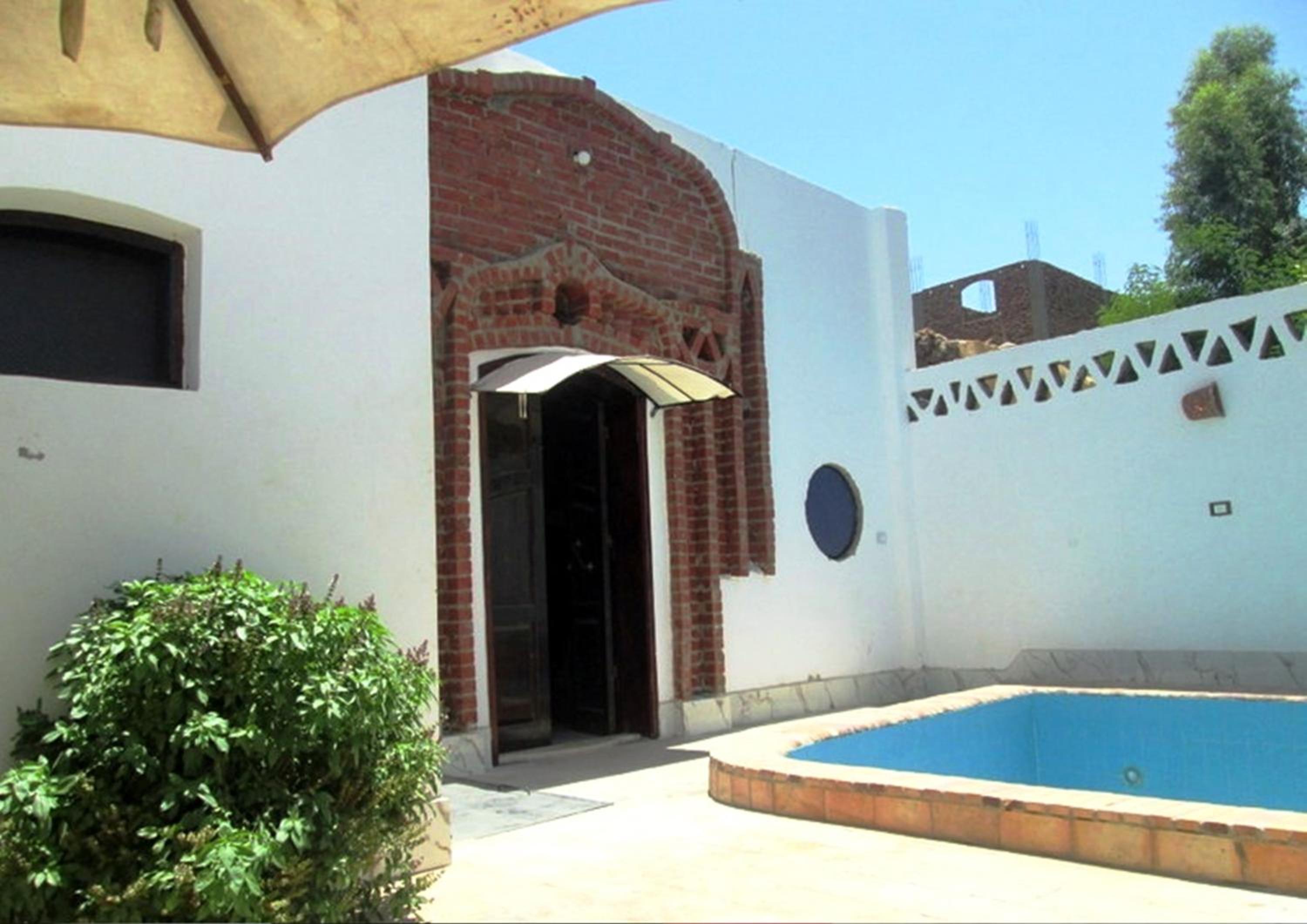 private home lucky seven