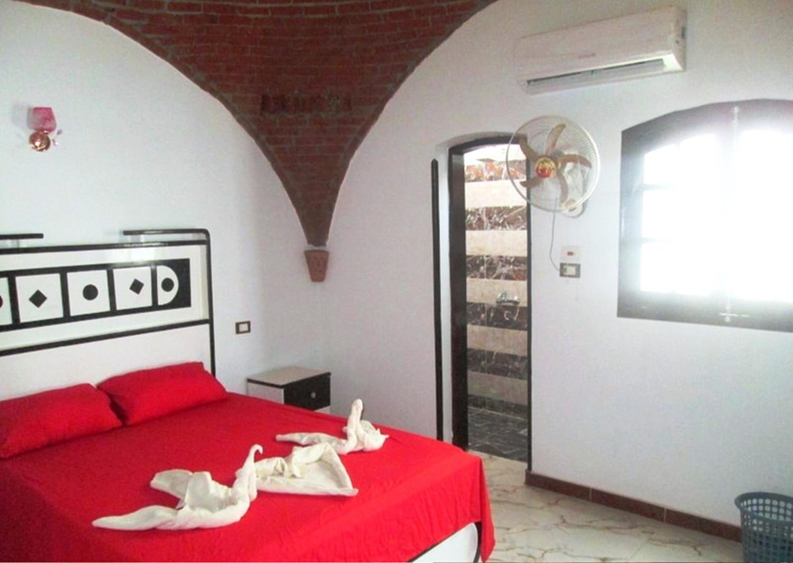 private home lucky seven