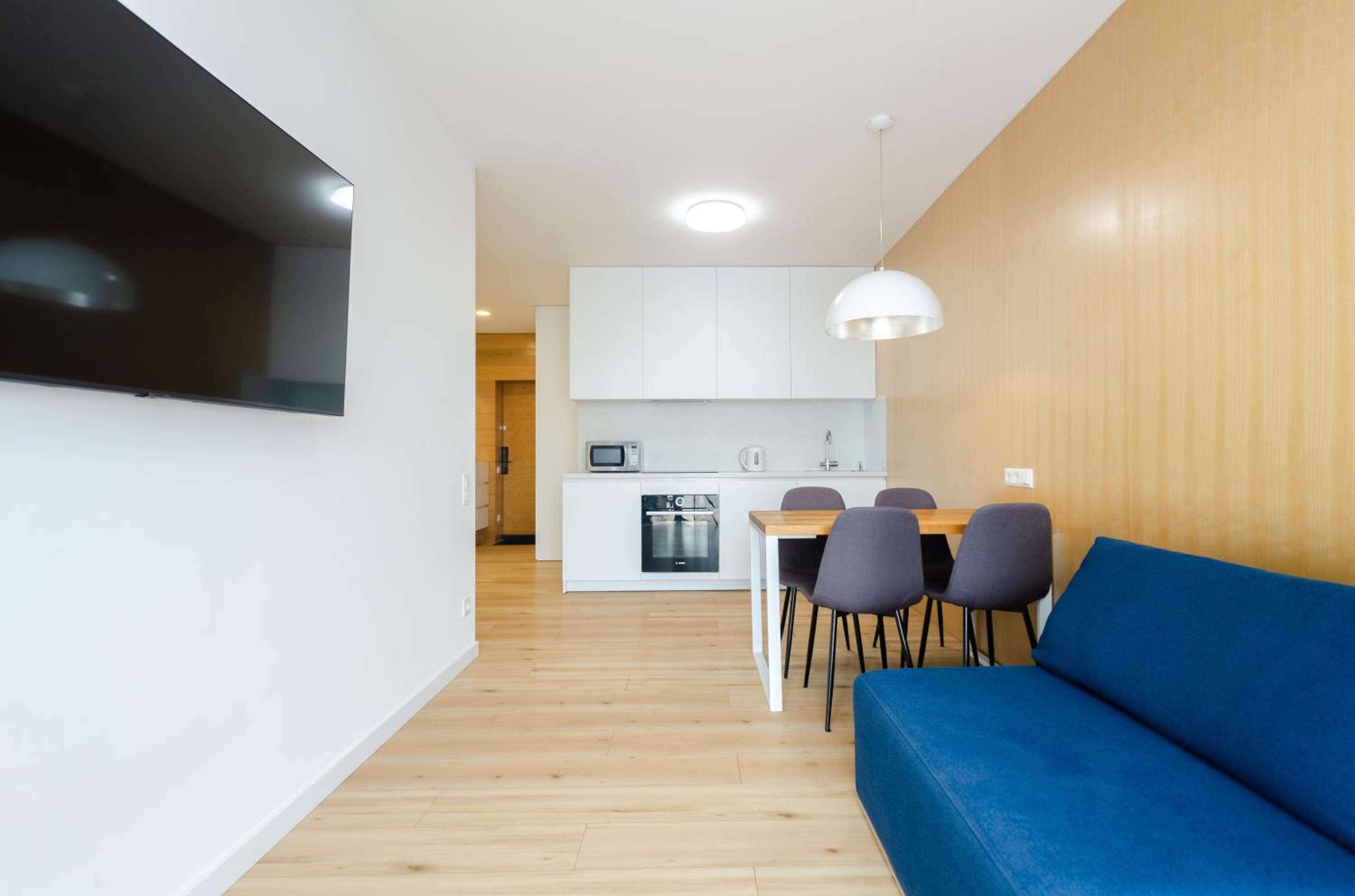 ДДД! 24-241 Kvartet, Vasyl Lypkivskyi 16g, Kyiv, railway station, metro nearby, fantastic city view, 15 kW backup power, Petrovdom Apartment view 4