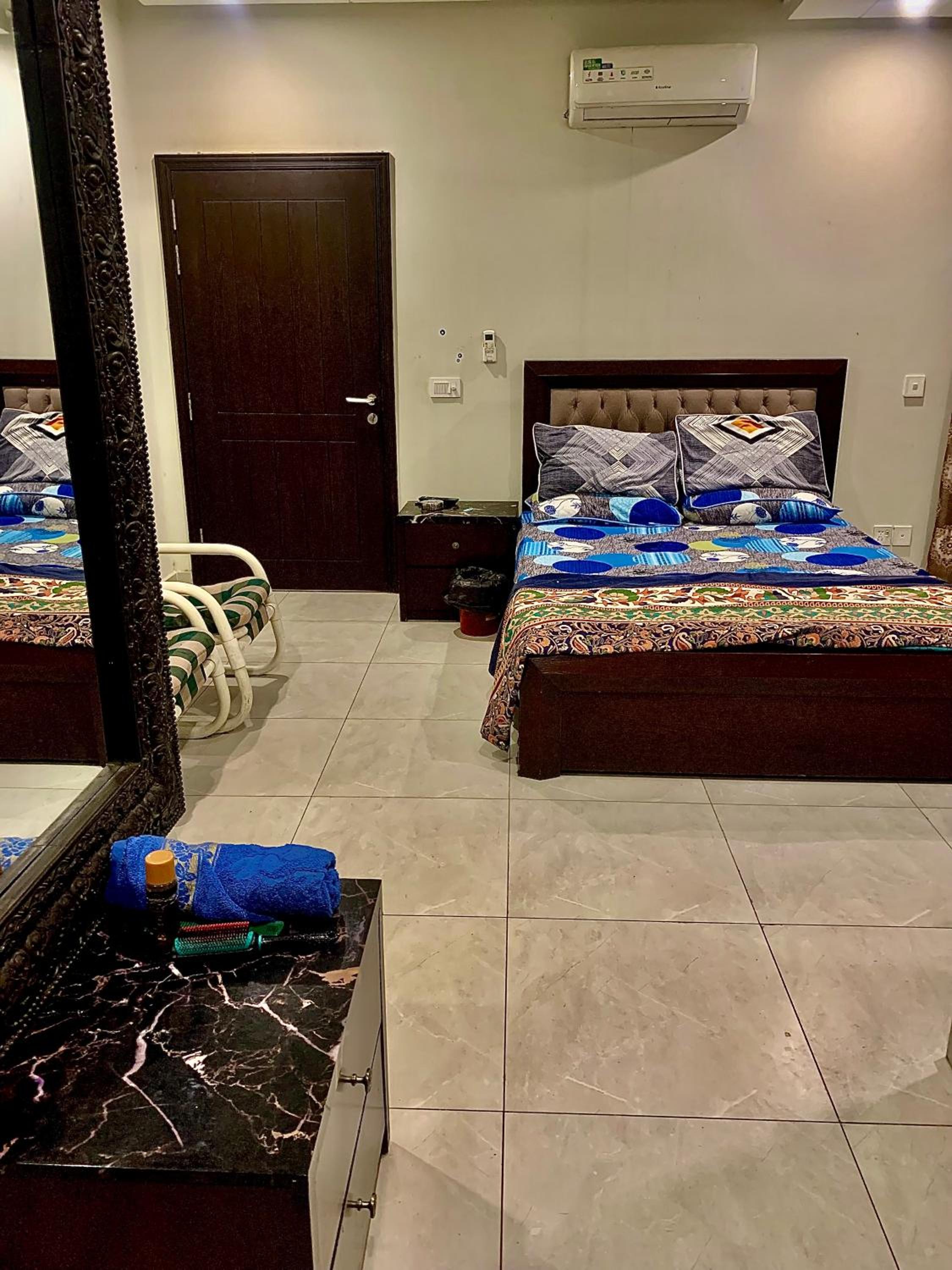 hotel room
