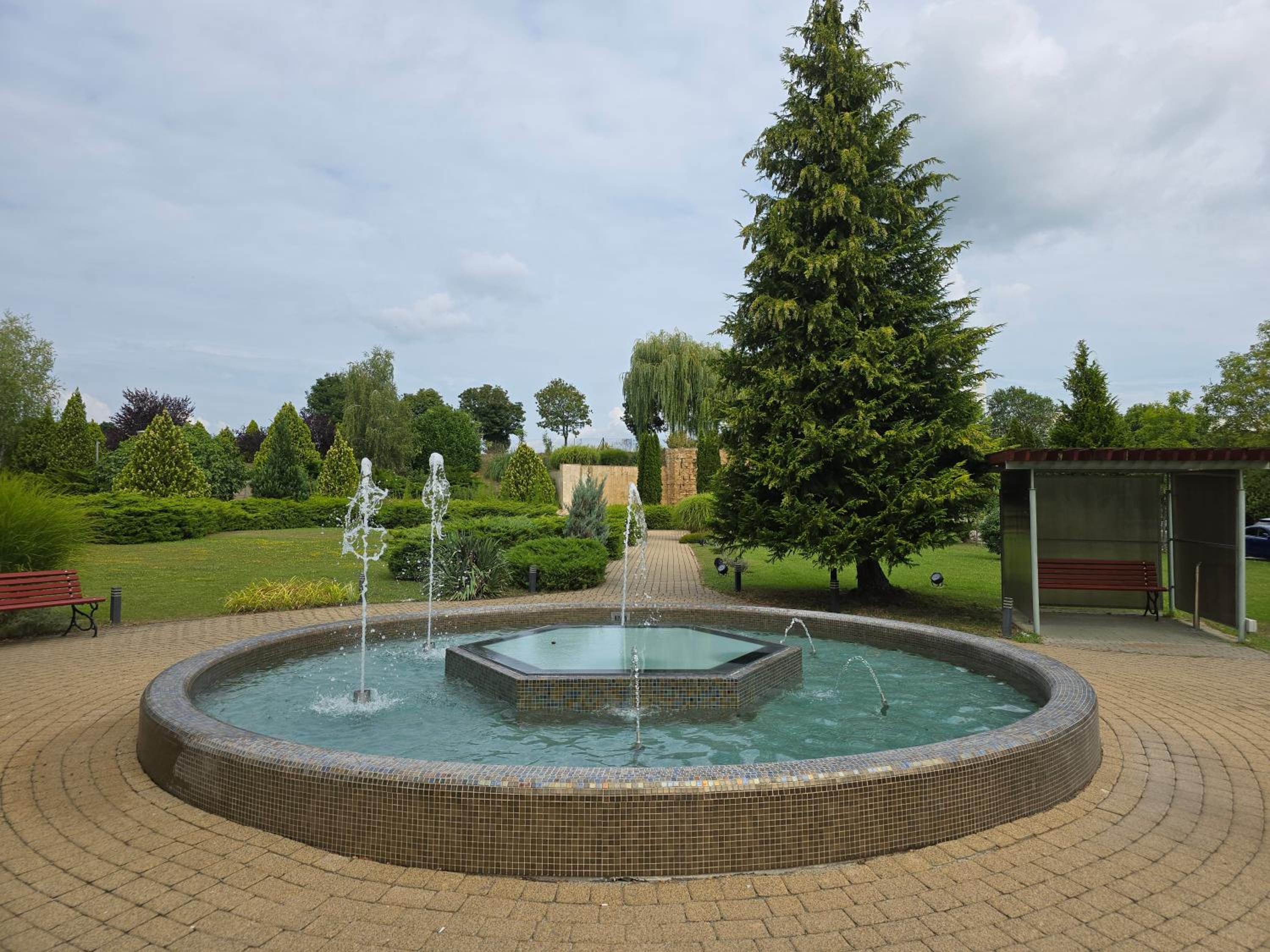 Zalakaros Wellness Apt Relax w Spa, Pool & AC