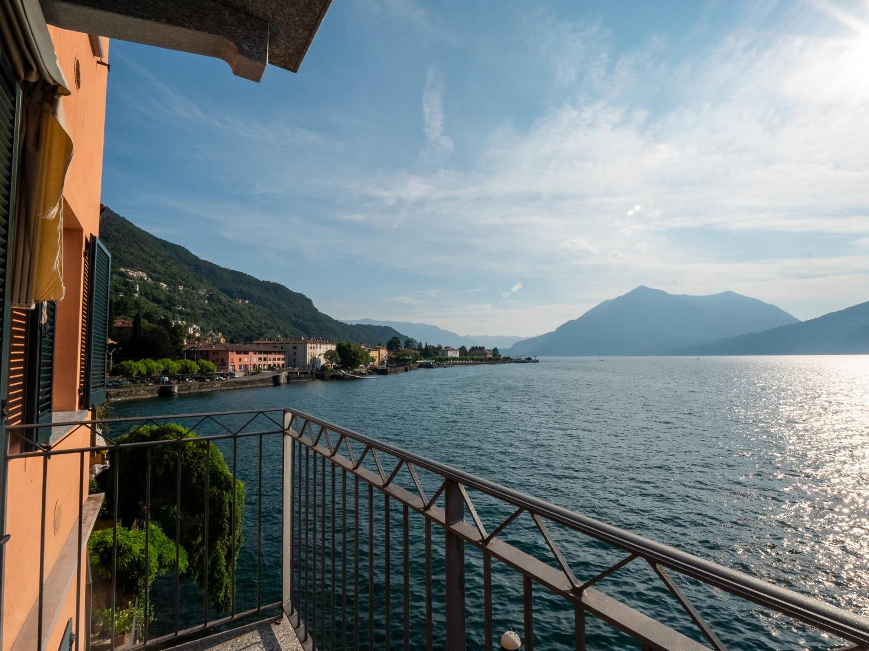 La finestra sul lago view 4