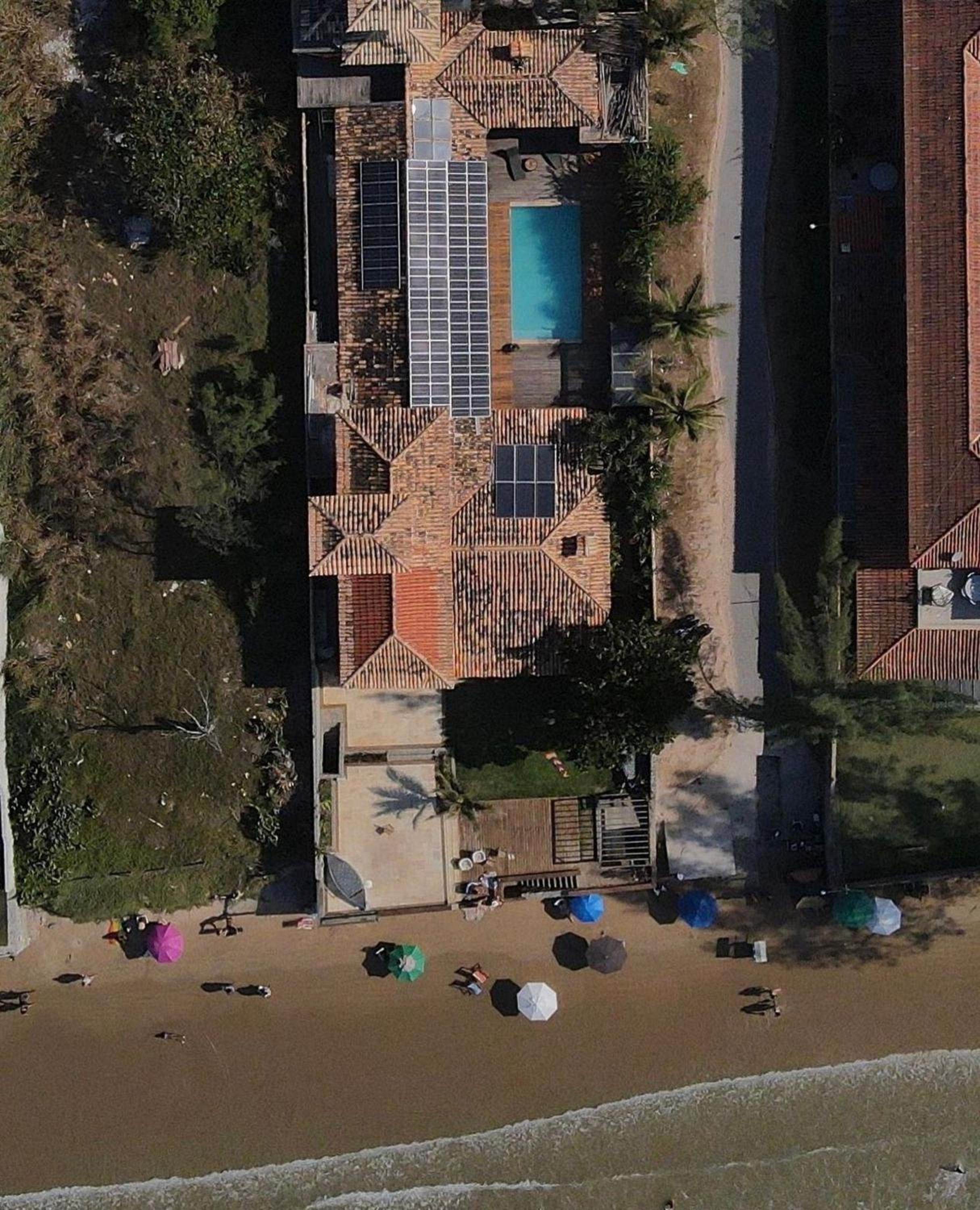 Casa pe na areia em Buzios