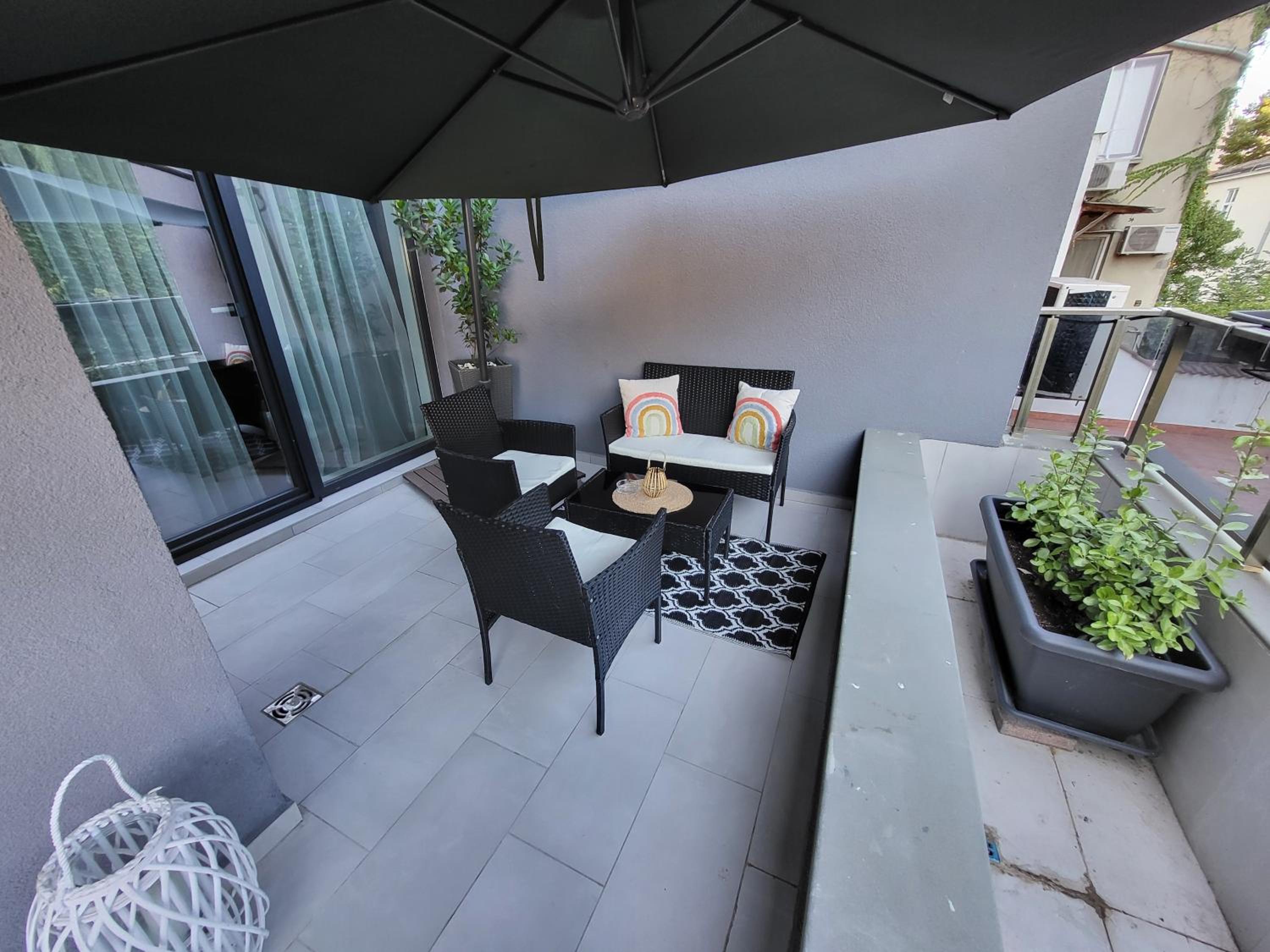 Sea garden luxury appartment