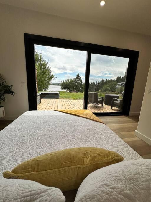 Reid's Cove Retreat