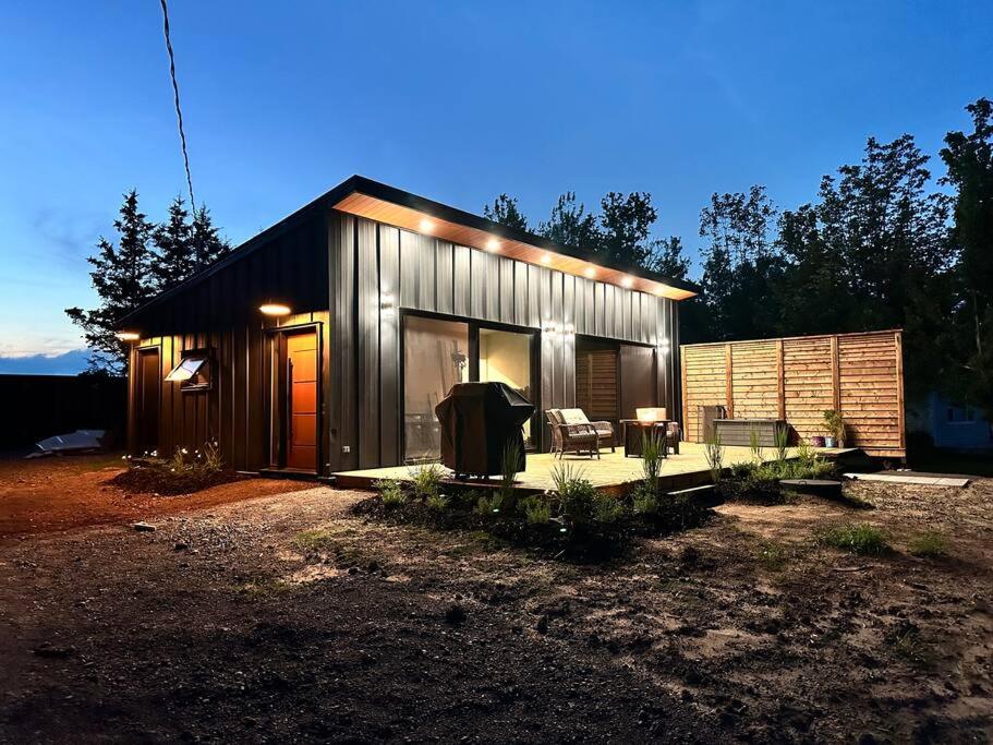 Reid's Cove Retreat