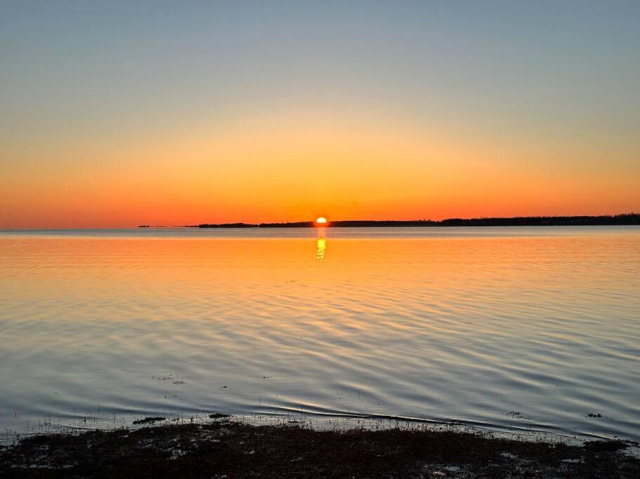Reid's Cove Retreat