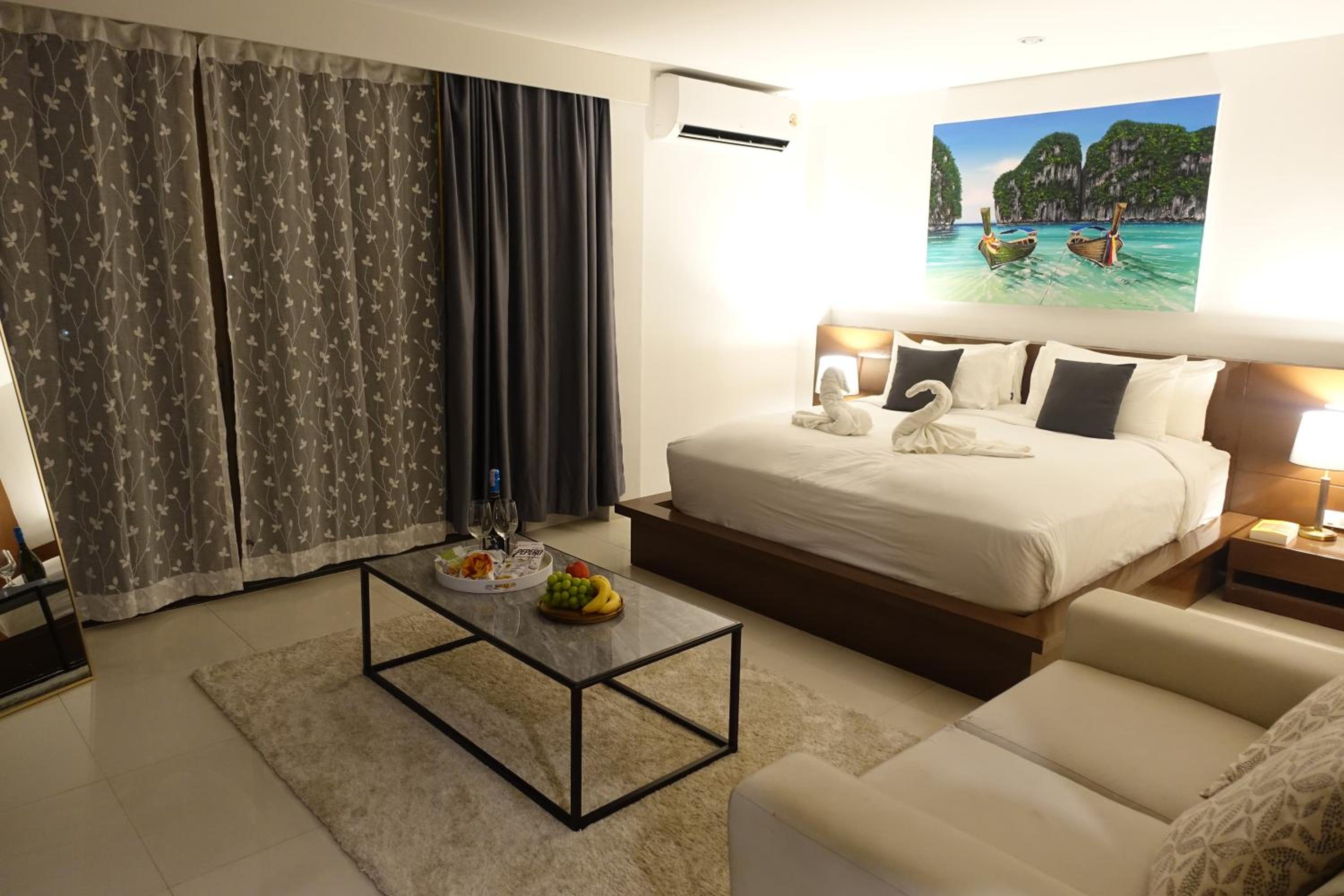 Sea Hills Resort