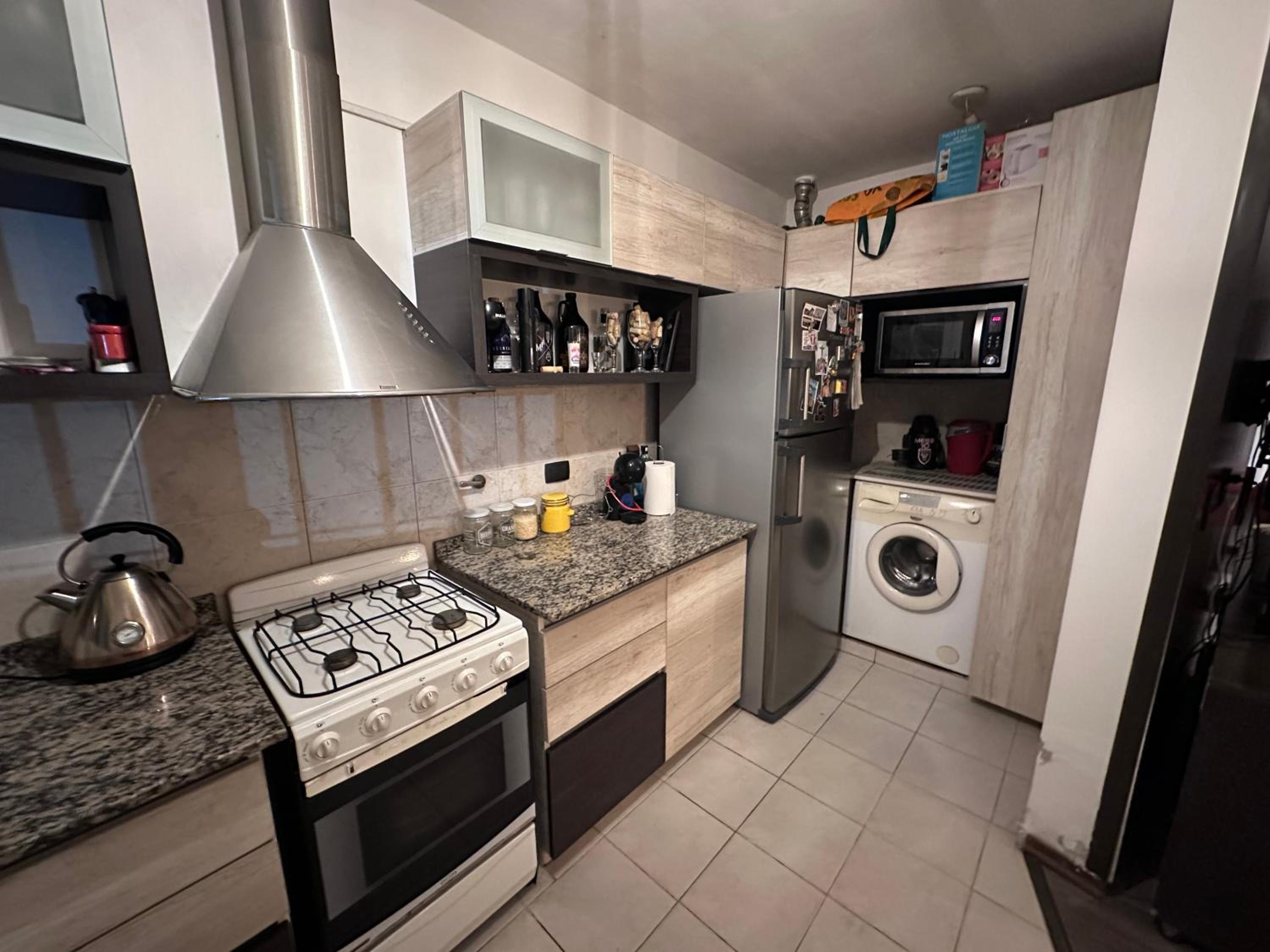 Habitación privada en vivienda compartida para viajeros!