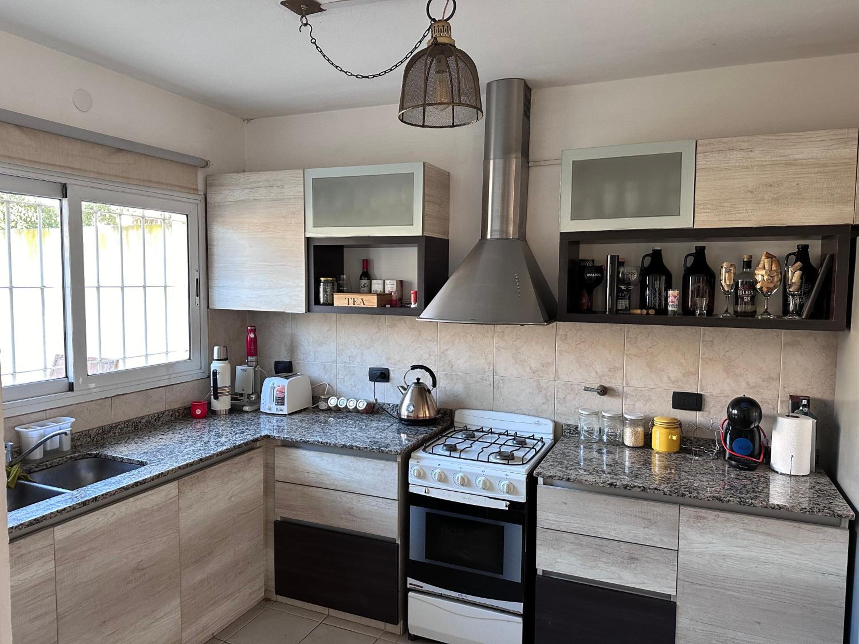 Habitación privada en vivienda compartida para viajeros!