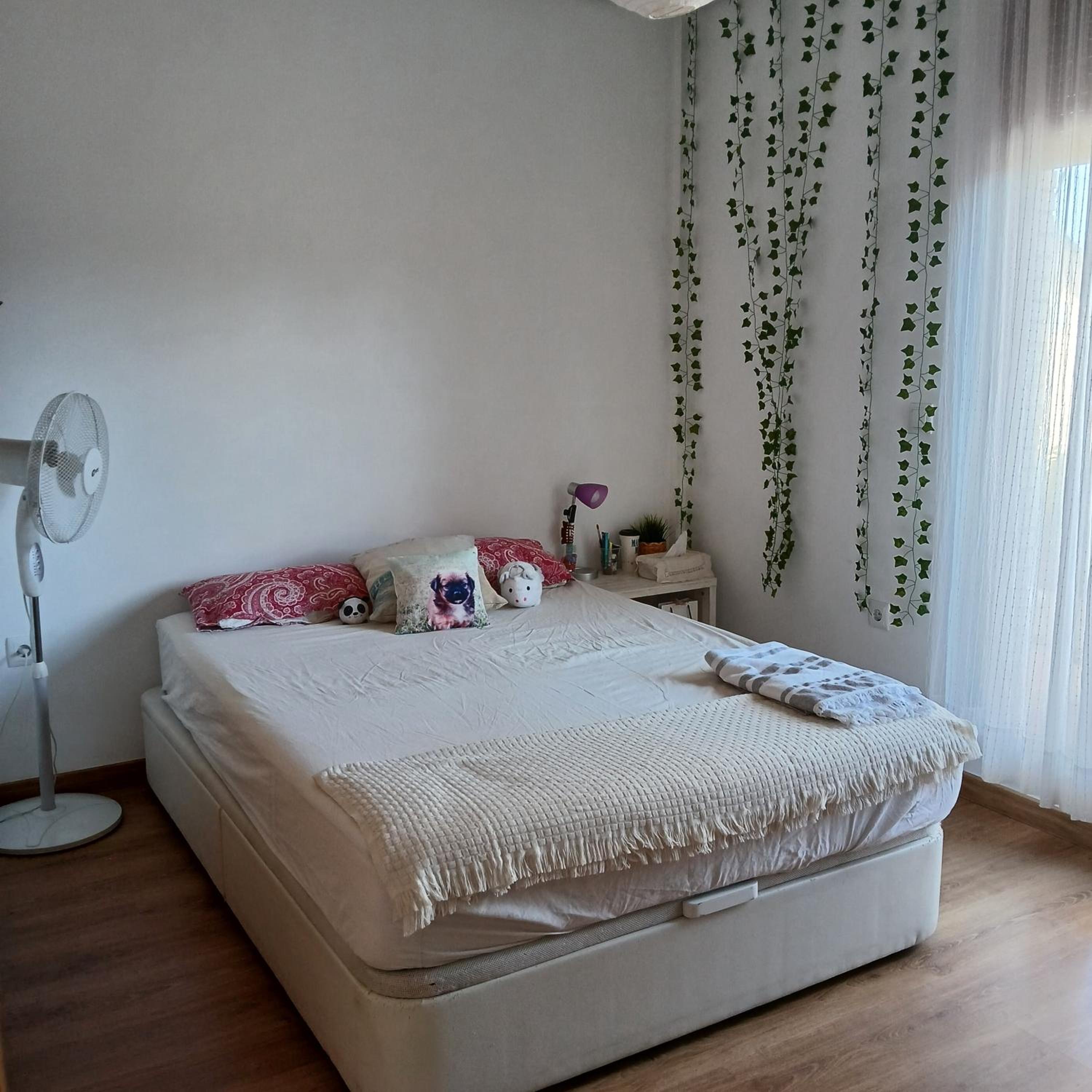 Duplex con piscina en barrio residencial
