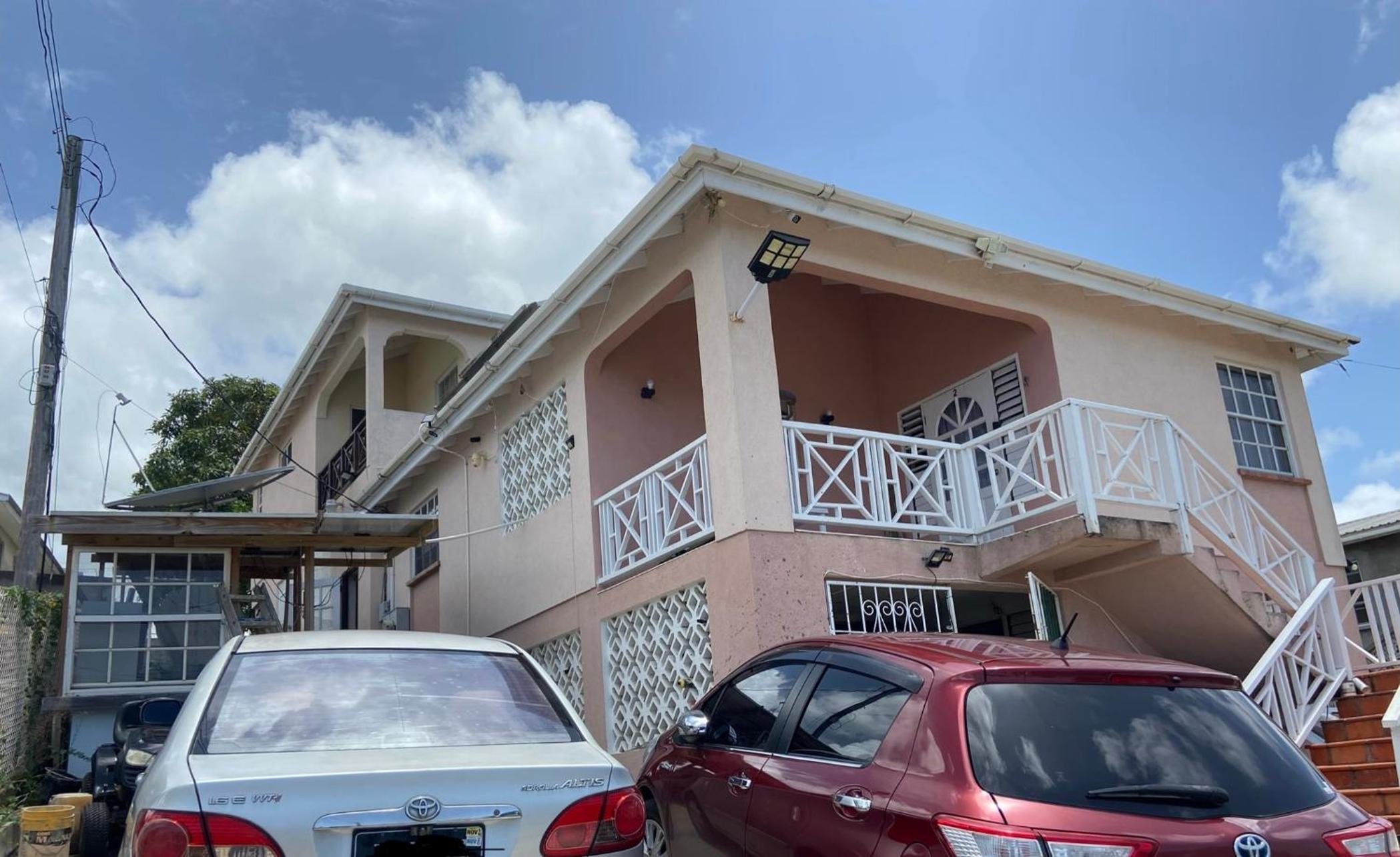 Hotel J & J Apartments - Image 1