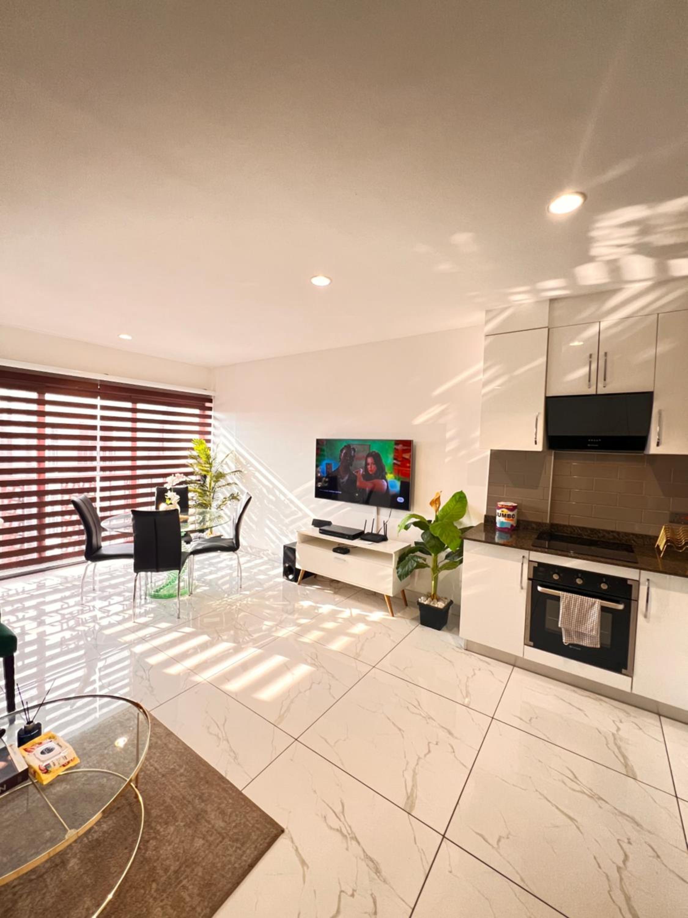 Luxury 1 bdrm Suite, Cantonments-Labone view 5
