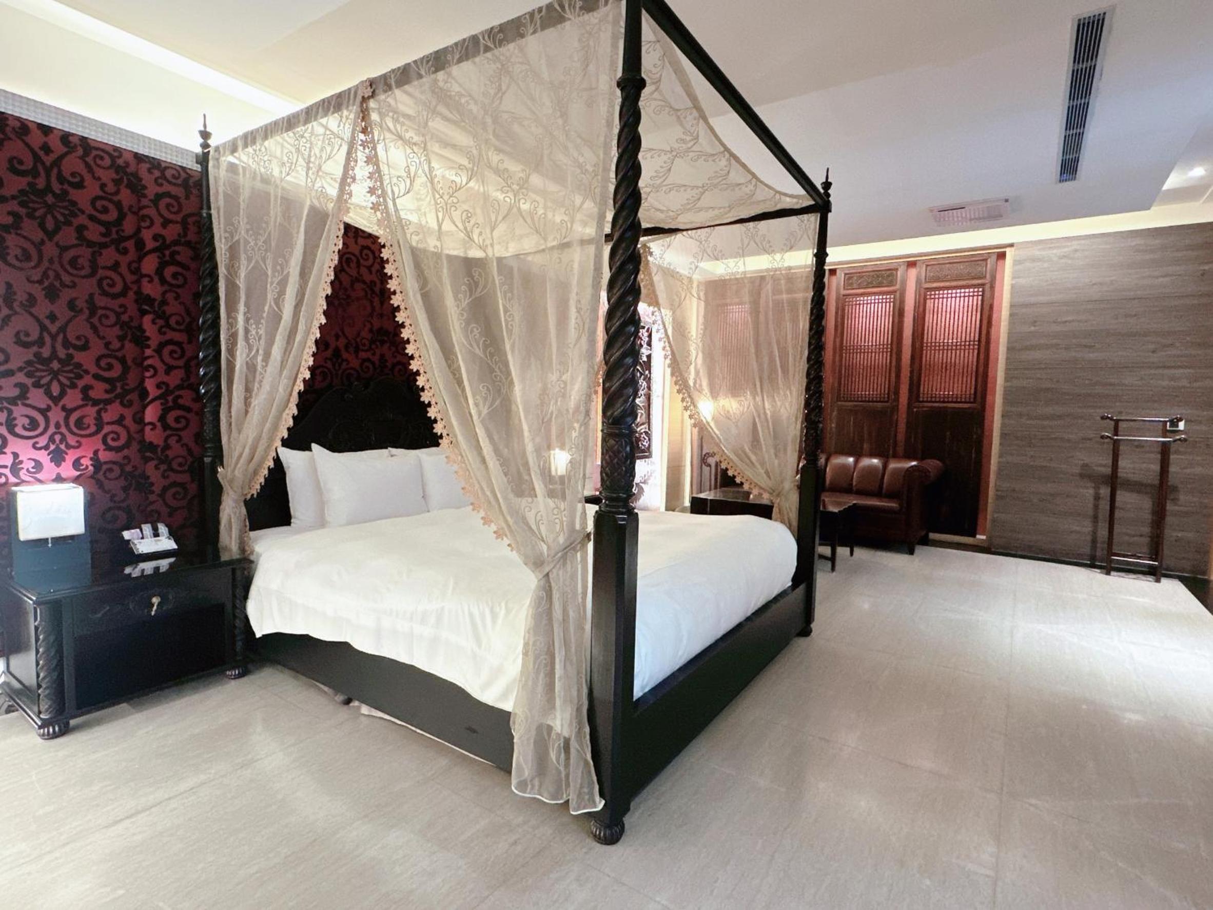 Orient Luxury Villa Motel