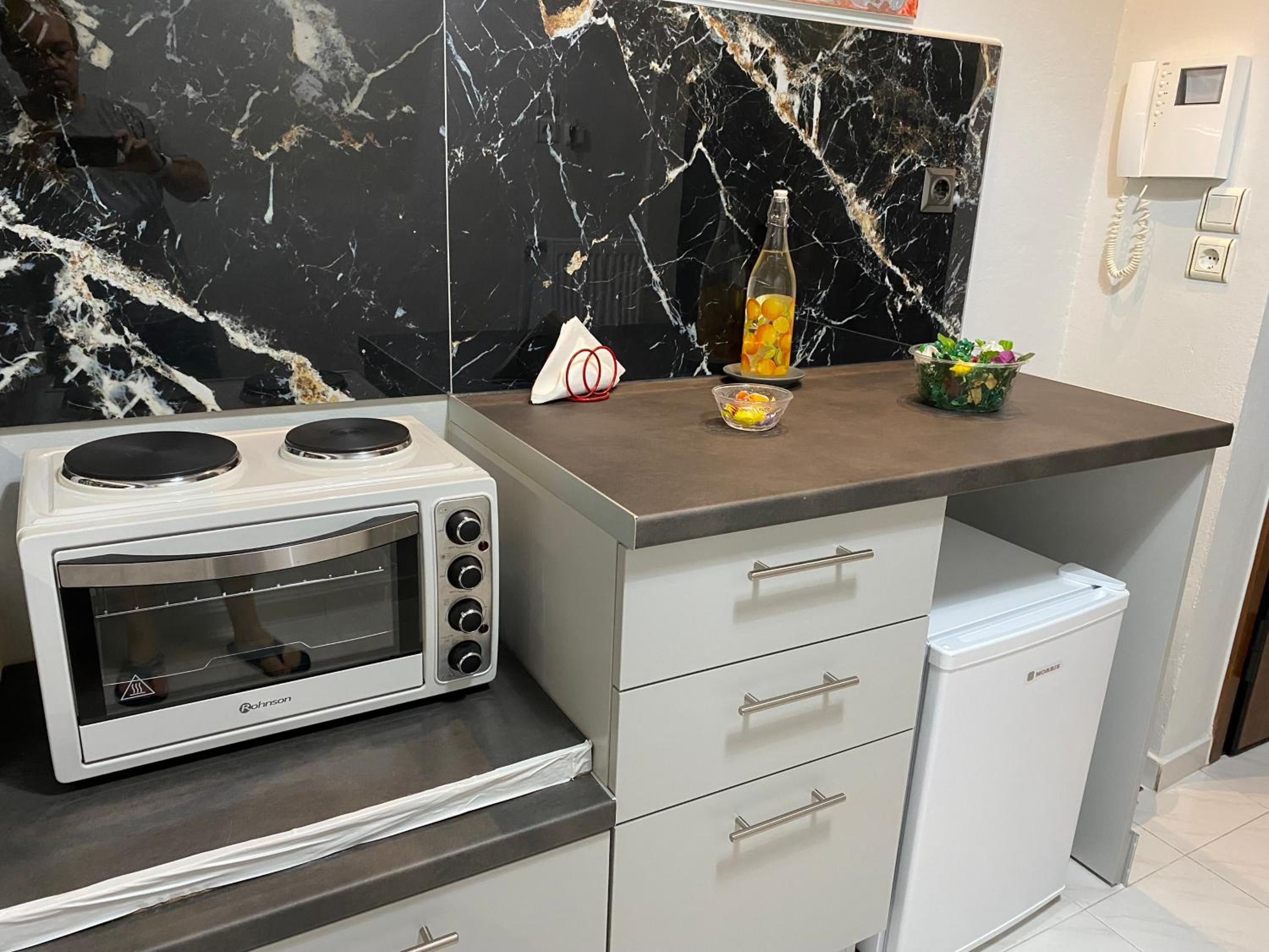 Urban Chic Flat Pagrati Athens