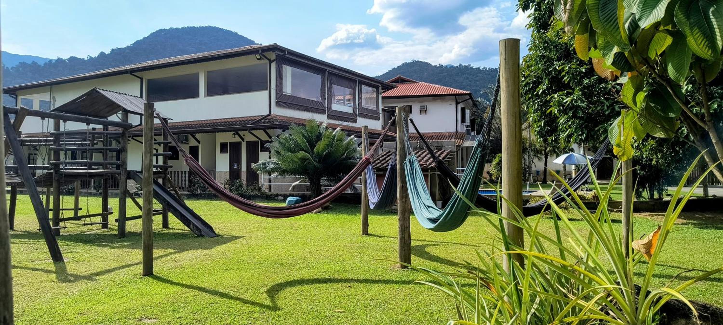 Pousada Cantinho do Sossego localizada do lado Norte de Paraty próxima as Praias de Sao Gonçalo São Gonçalinho Aldeia dos Pataxós Cachoeira do Crepusculo I