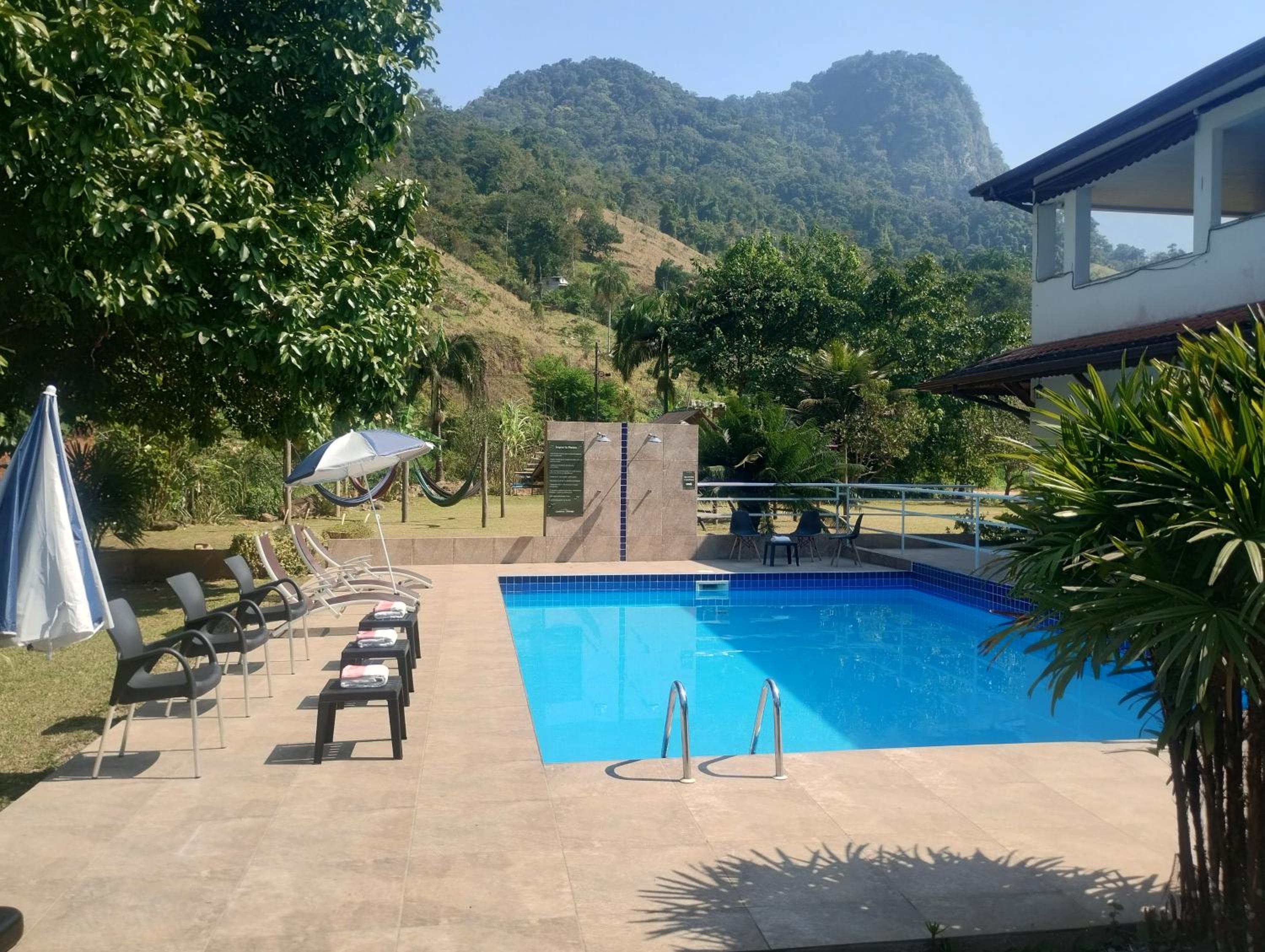 Pousada Cantinho do Sossego localizada do lado Norte de Paraty próxima as Praias de Sao Gonçalo São Gonçalinho Aldeia dos Pataxós Cachoeira do Crepusculo I