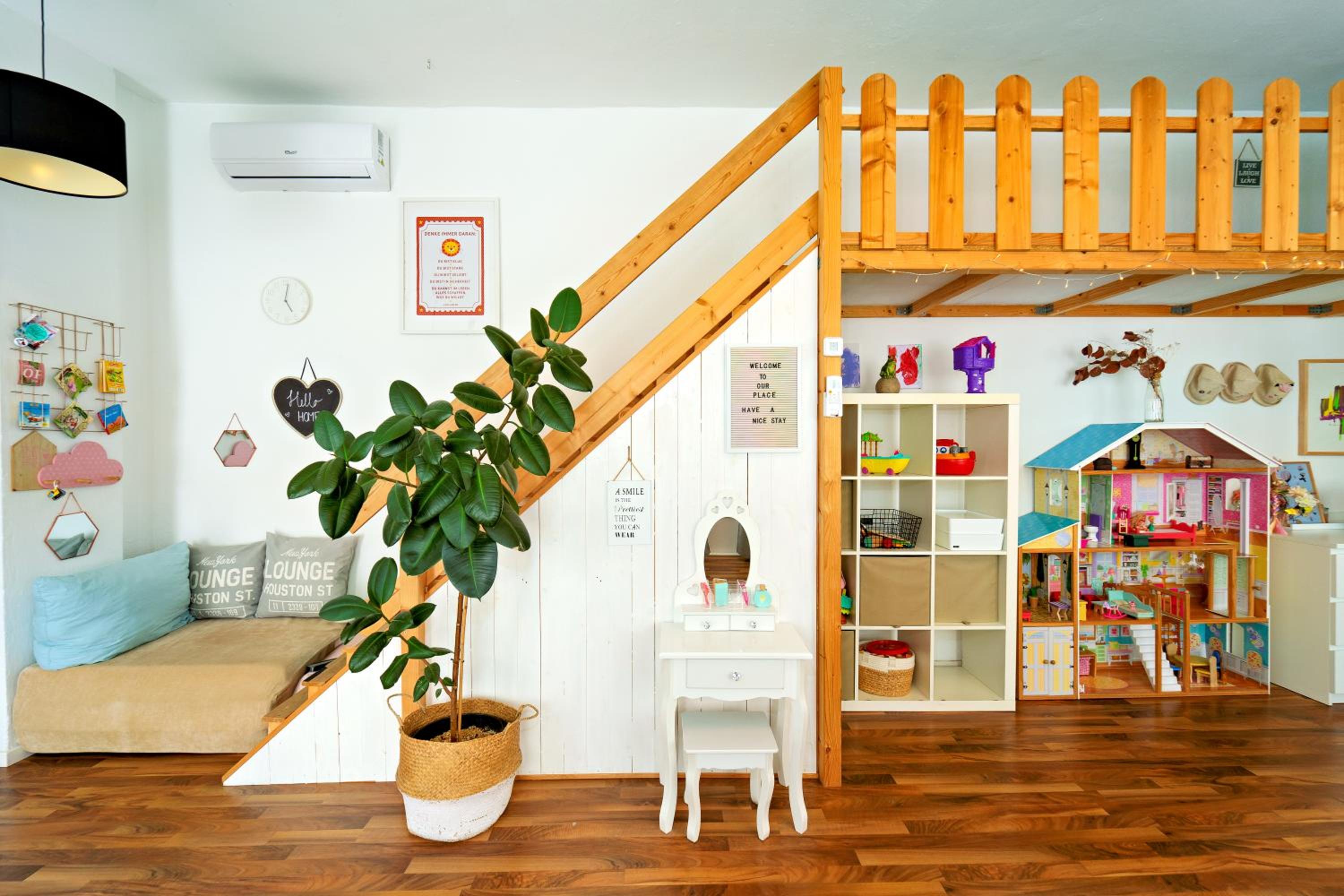 Loft House 170qm, Central, Own Garden, Parking lot