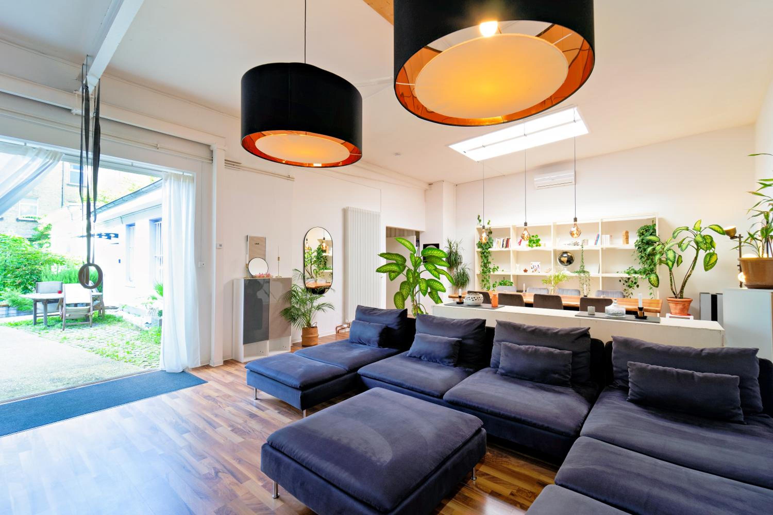 Loft House 170qm, Central, Own Garden, Parking lot