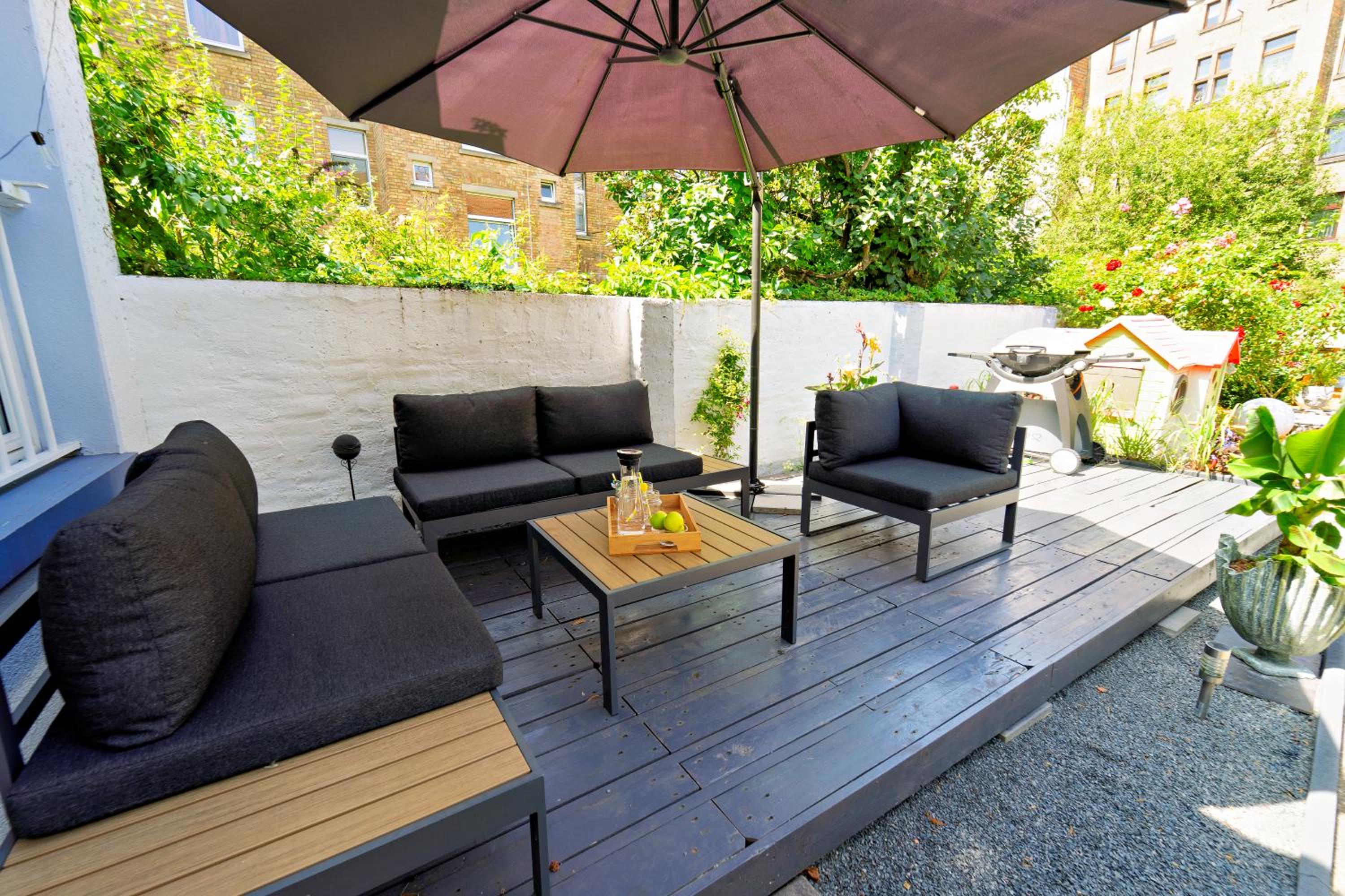 Loft House 170qm, Central, Own Garden, Parking lot