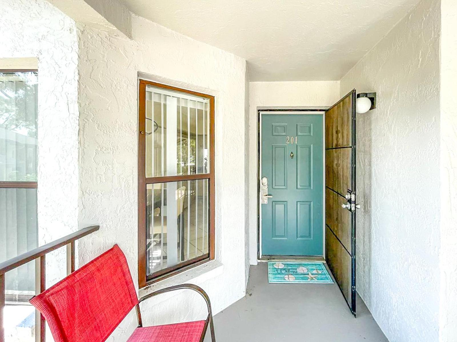 Spacious Shorewalk 2B-2B Condo near Anna Maria Island, Beaches & IMG Academy view 4