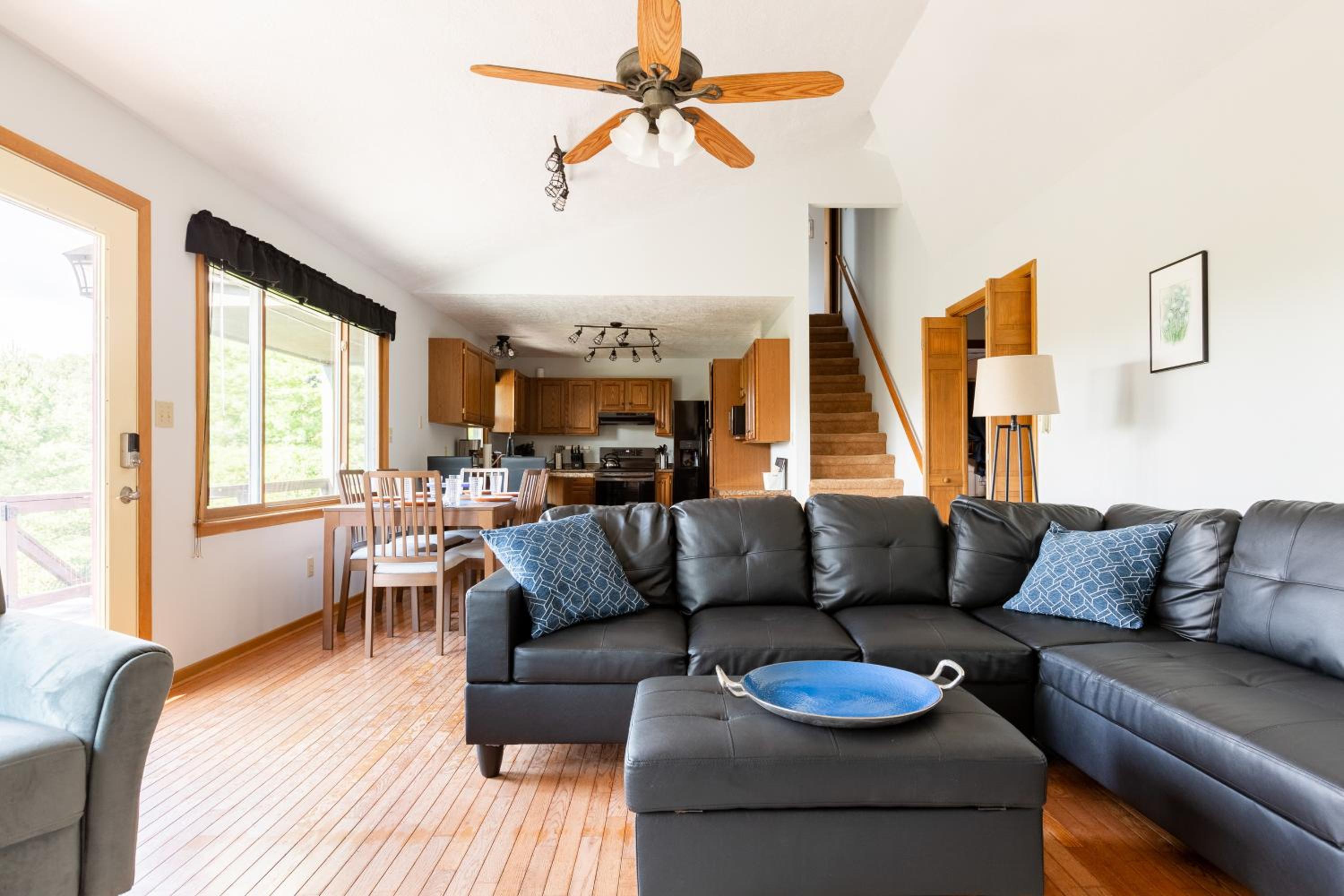 Ridgetop views near Asheville w/Private Hot Tub view 3